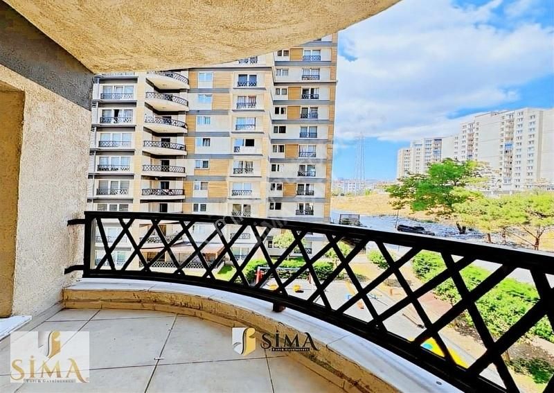 Ak Towers Sitesinde Dekorlu Genim2 Ferah Satılık 2+1 Daire - Görsel 8