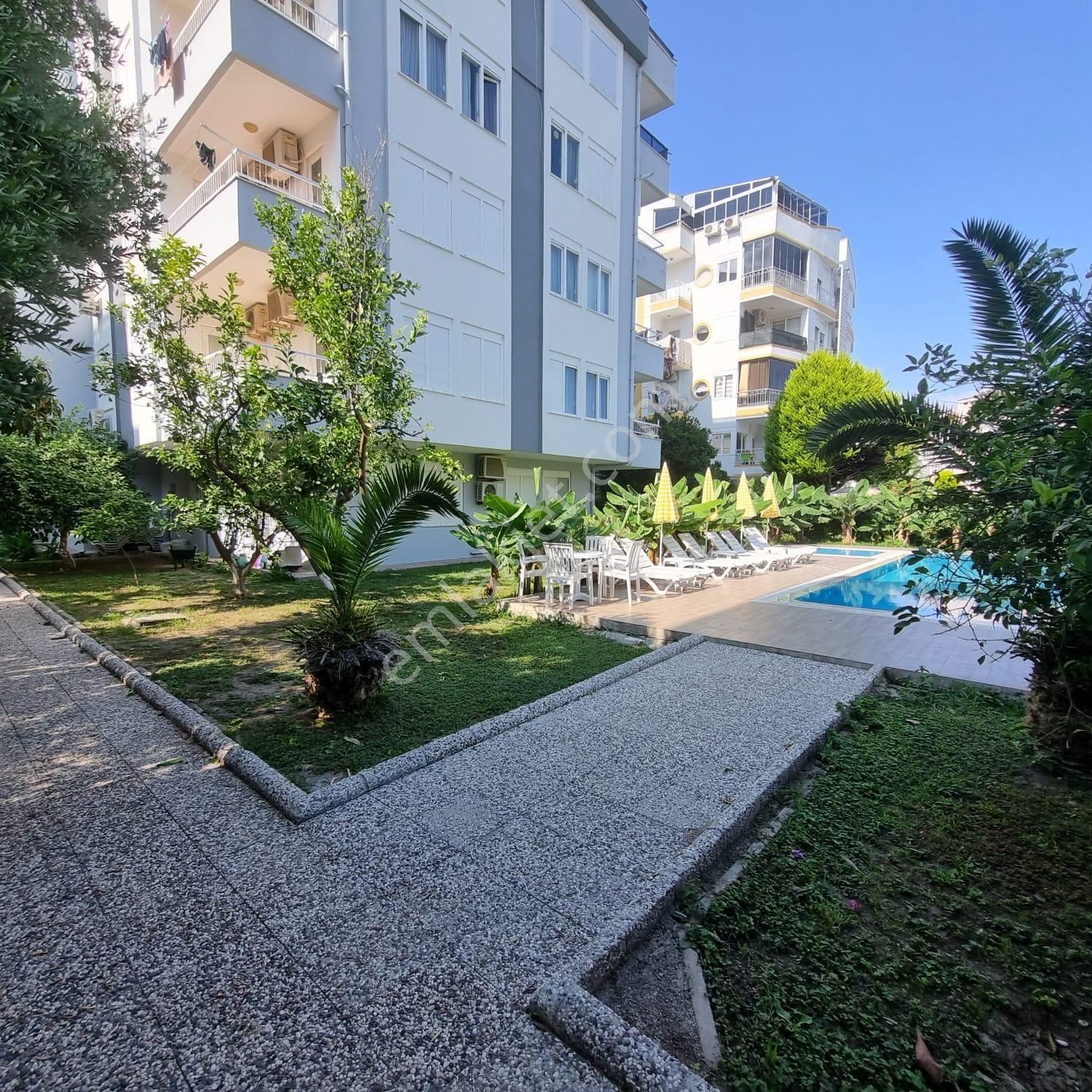 Antalya Konyaaltı Lımanda 3 + 1 Full Eşyalı Dubleks Ikı Banyo Çok Genış Teras Kıralık Daıre - Görsel 7