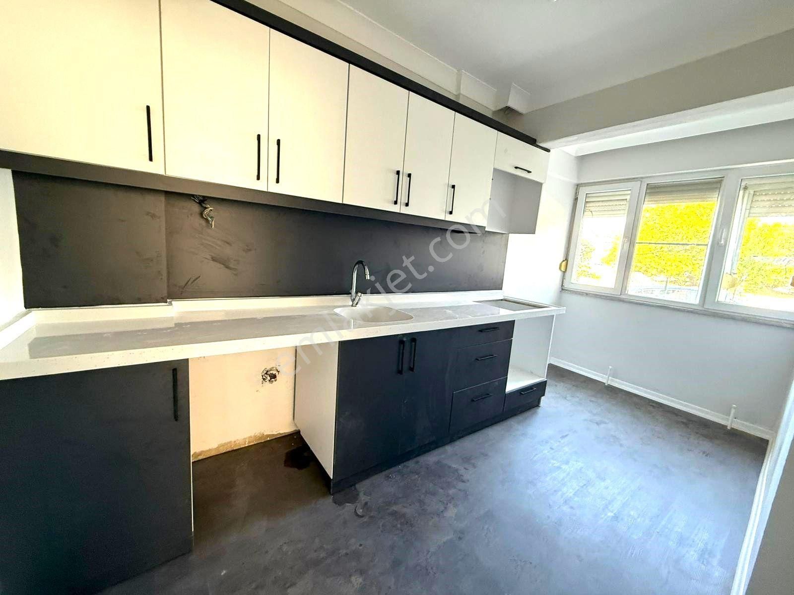 ♫melodi'den Akçay Merkez'de Bahçe Kullanım Konseptte Ayrı Mutfak Çift Cephe Muazzam 2+1 Daire - Görsel 24