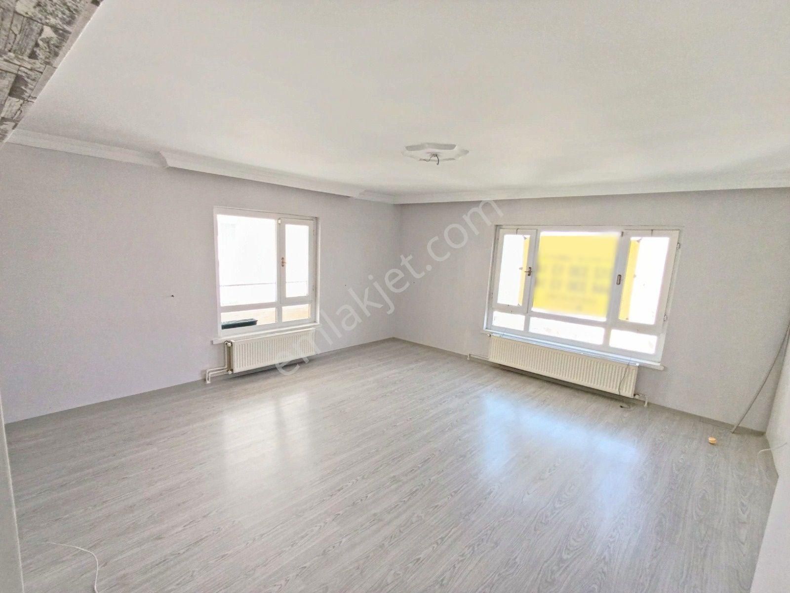 Pamuklarda Kızılcahamam Cad Üzeri Masrafsız Manzaralı Çift Banyo - Görsel 9