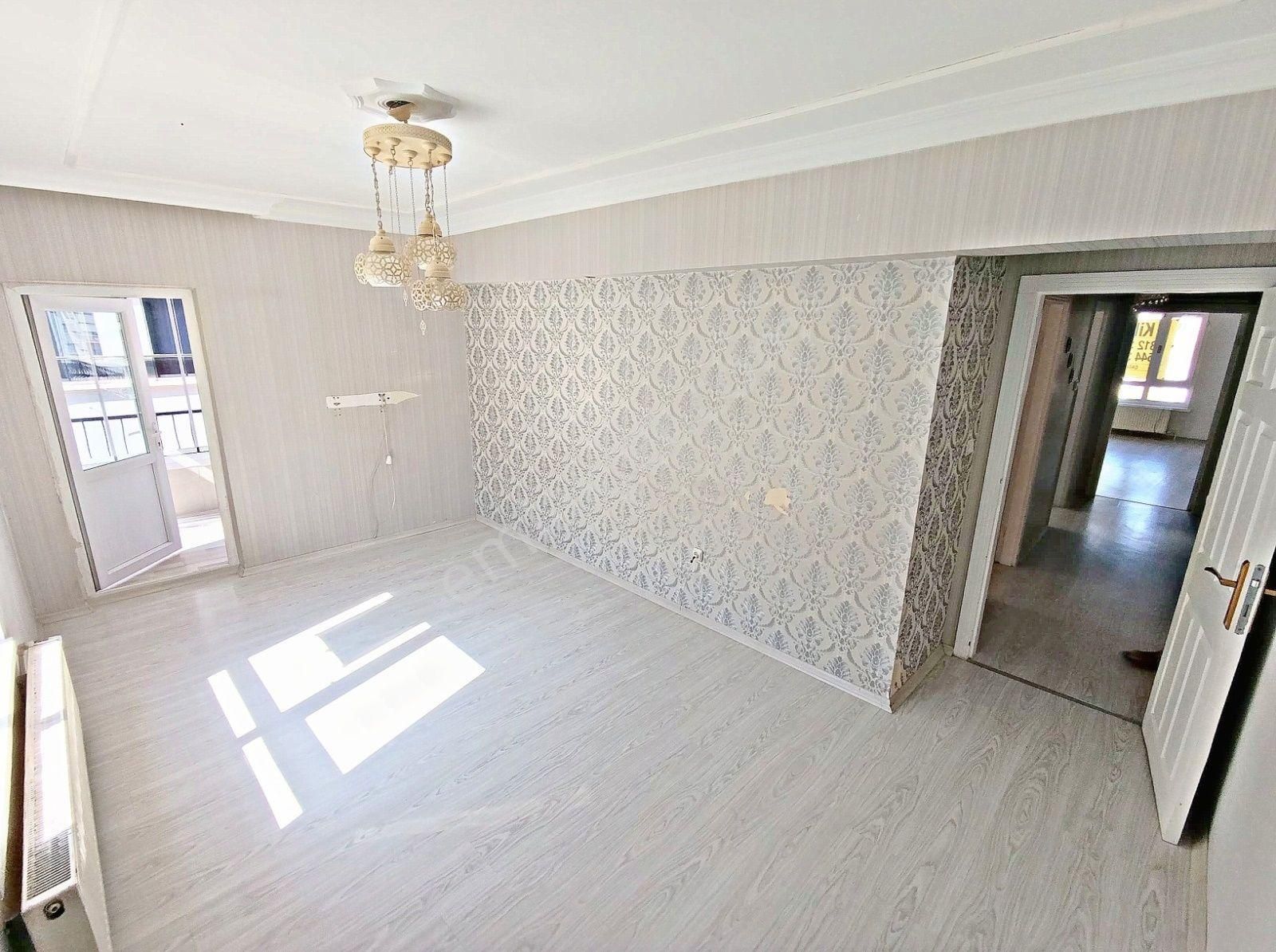 Pamuklarda Kızılcahamam Cad Üzeri Masrafsız Manzaralı Çift Banyo - Görsel 13