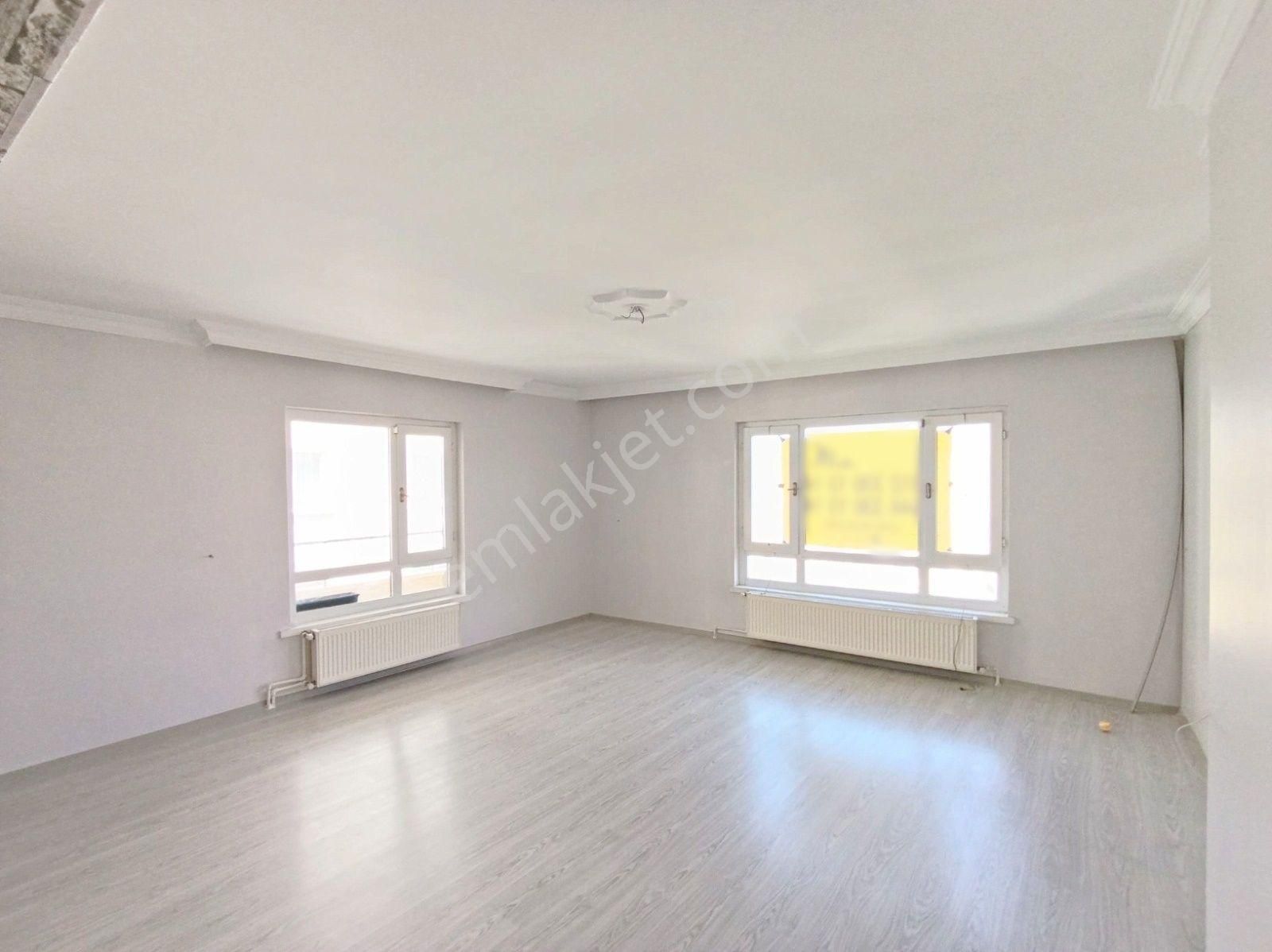 Pamuklarda Kızılcahamam Cad Üzeri Masrafsız Manzaralı Çift Banyo - Görsel 11