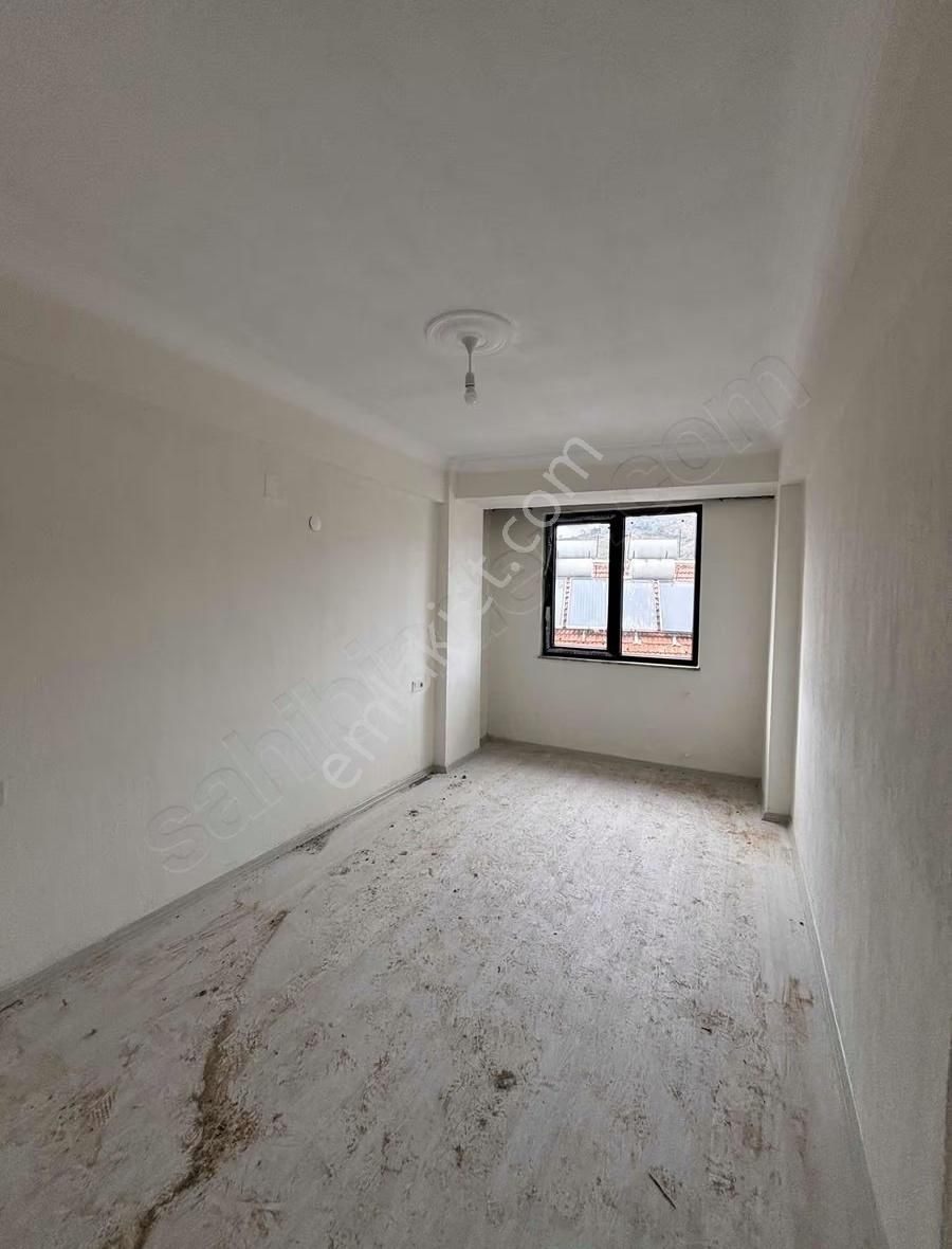 Gizemli Emlaktan Satılık Ortacada 2+1 Daire - Görsel 6