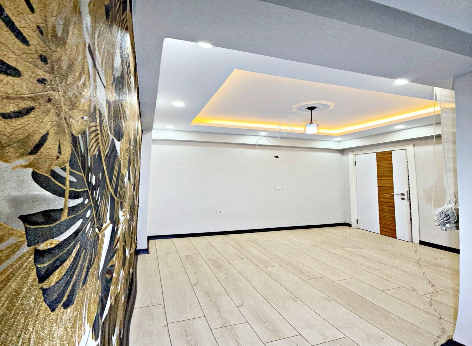 Talatpaşa Mahallesinde Caddeye 4 Dk 2+1 Bahçe Kullanımlı Fırsat Daire!! - Görsel 20