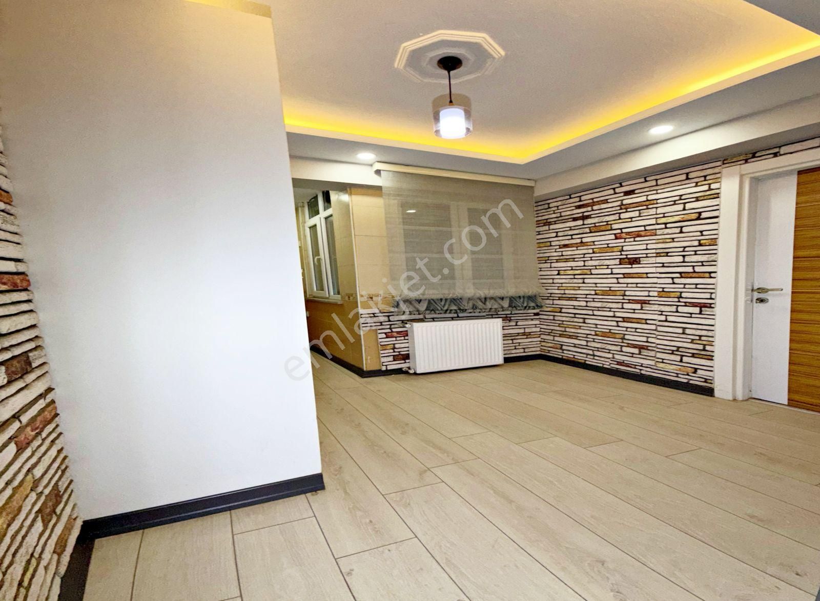 Talatpaşa Mahallesinde Caddeye 4 Dk 2+1 Bahçe Kullanımlı Fırsat Daire!! - Görsel 25