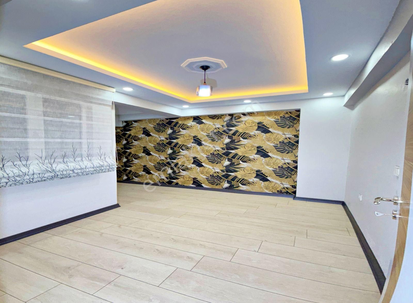 Talatpaşa Mahallesinde Caddeye 4 Dk 2+1 Bahçe Kullanımlı Fırsat Daire!! - Görsel 18