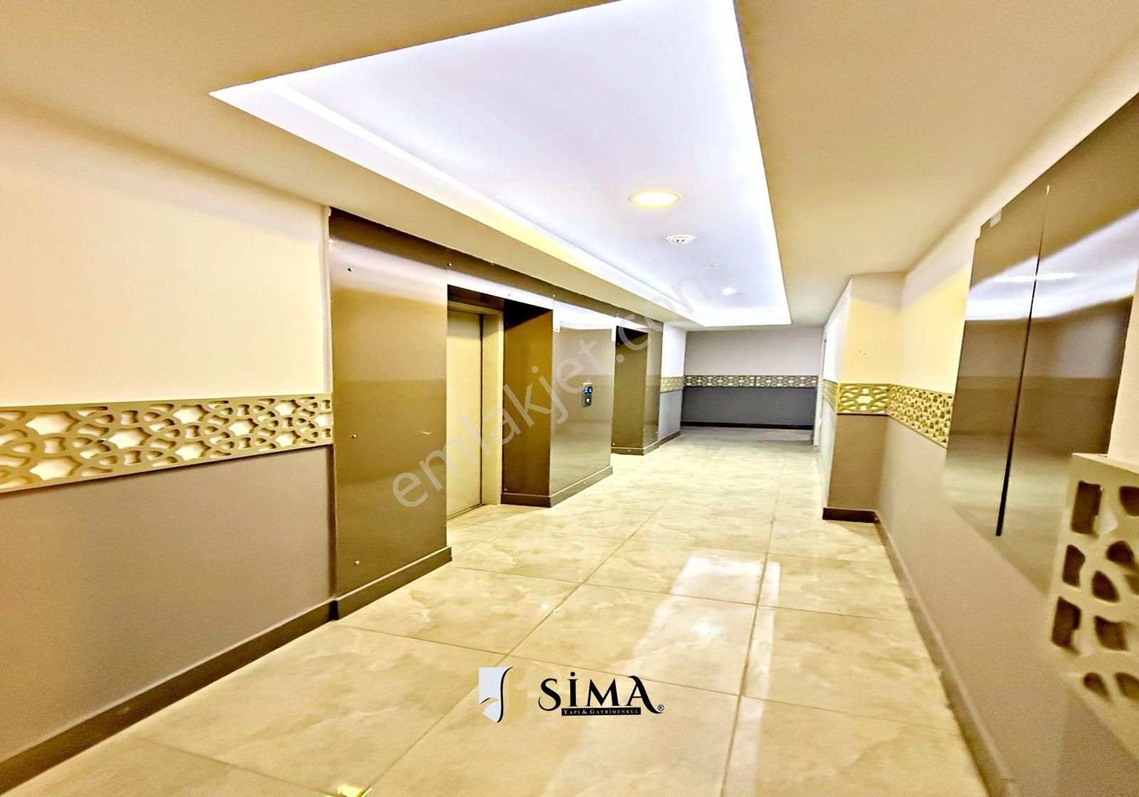 Cumhuriyet Metrobüse 5 Dk Şehir Manzaralı Teraslı 4+1 Daire! - Görsel 22