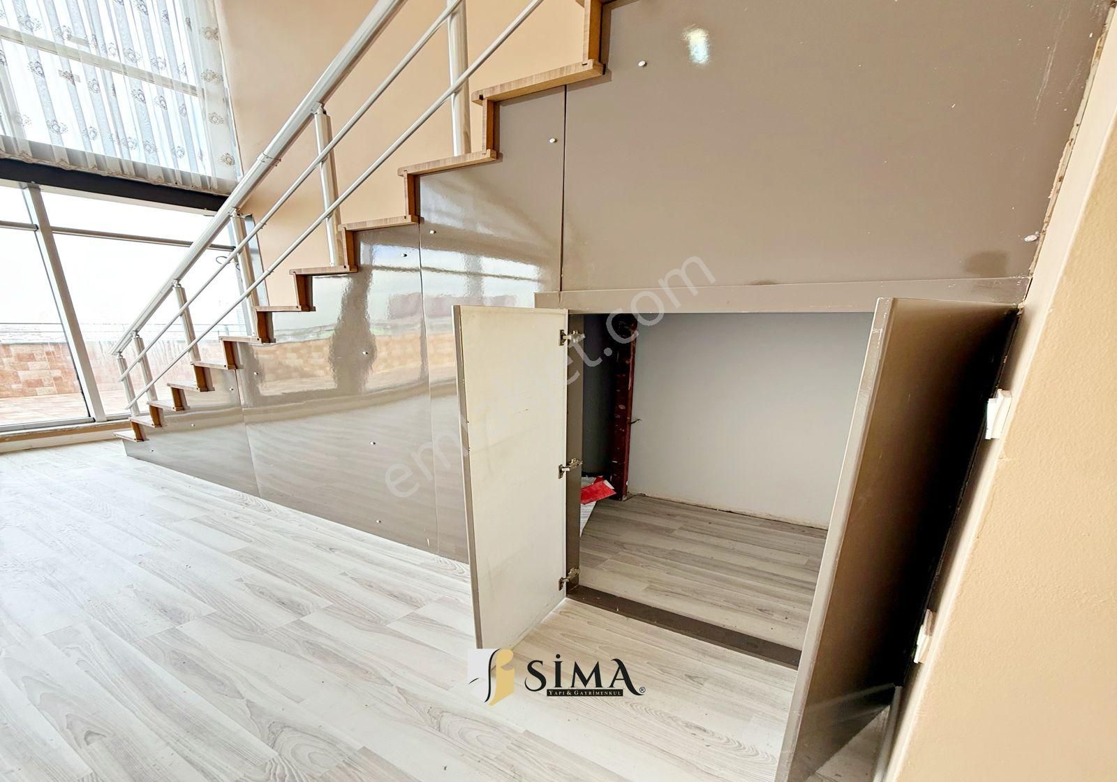 Cumhuriyet Metrobüse 5 Dk Şehir Manzaralı Teraslı 4+1 Daire! - Görsel 14