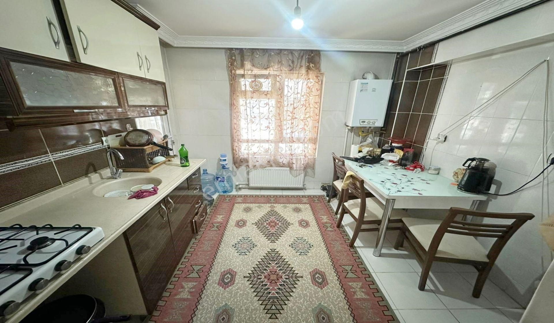 Kuşcağızda Bengi Nikah Salonu Yanı Kat Konumunda 3+1 Fırsat - Görsel 3