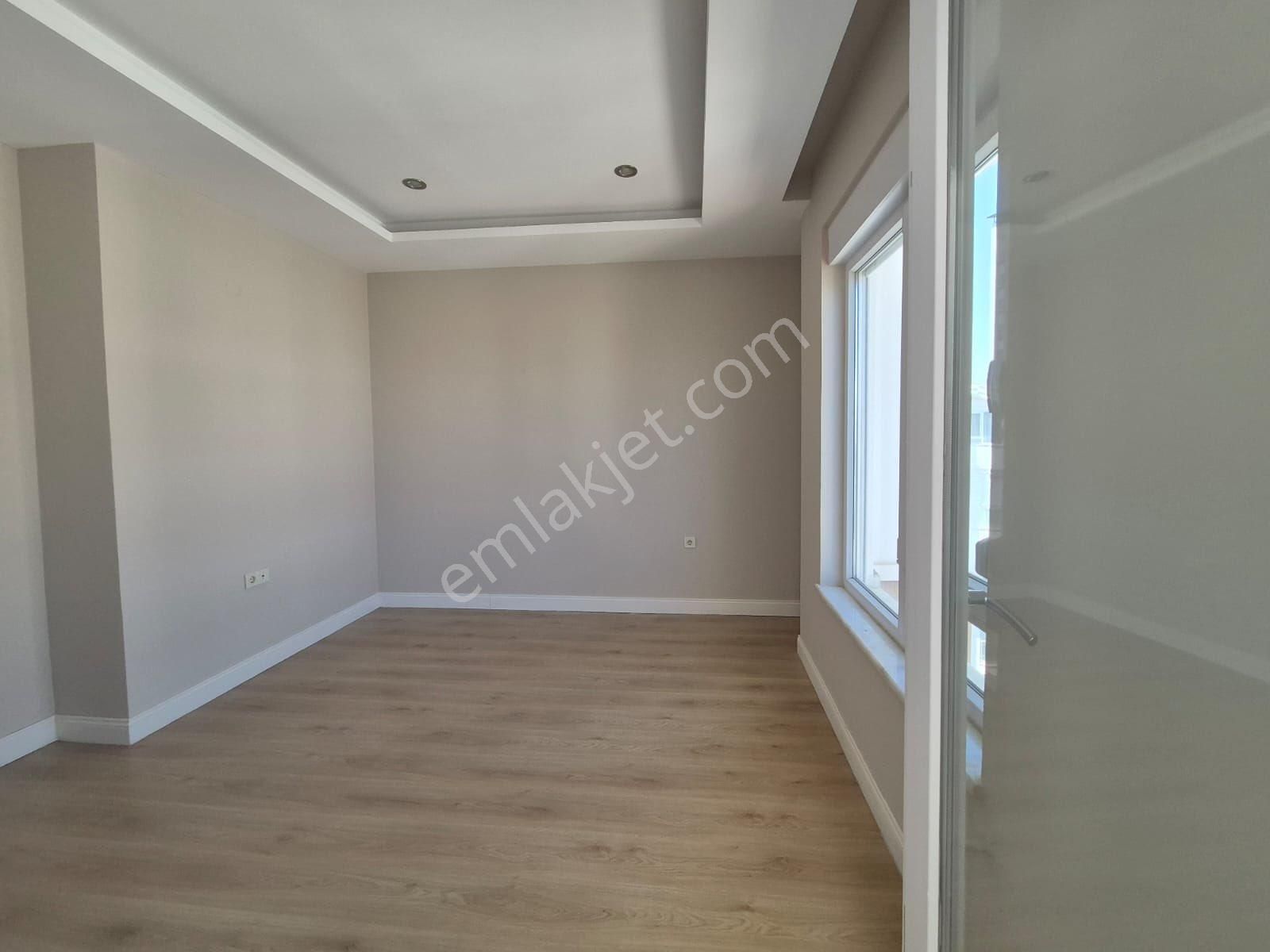 Antalya Konyaaltı Limanda Lüks Site İçi Tertemiz Geniş3+1 Dubleks Boş Kiralık - Görsel 14