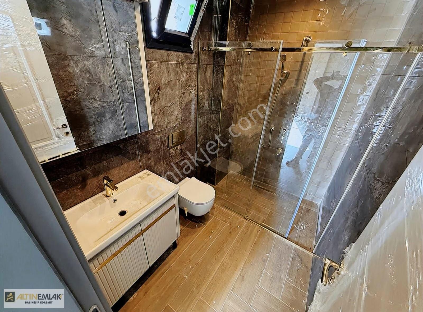 Özel Havuzlu Tam Bağımsız Deniz Ve Kazdağları Manzaralı Villa - Görsel 2