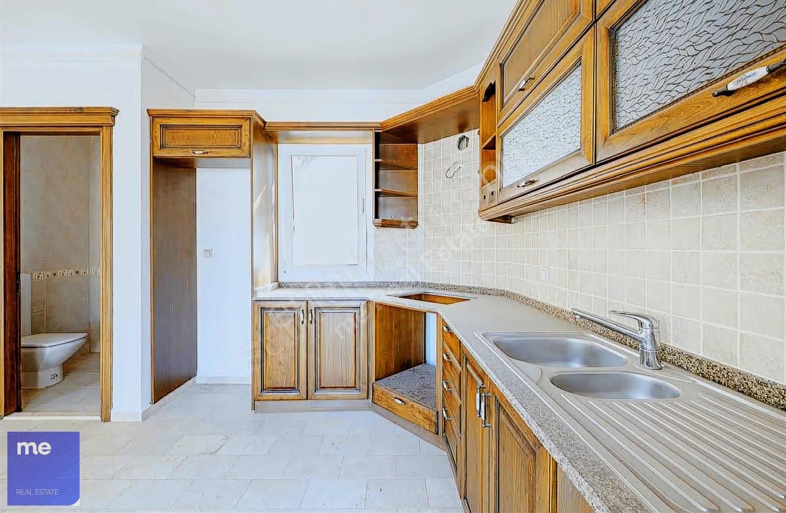 Konacık'ta Muhteşem Lokasyon 3+2 Tripleks Villa - Görsel 34