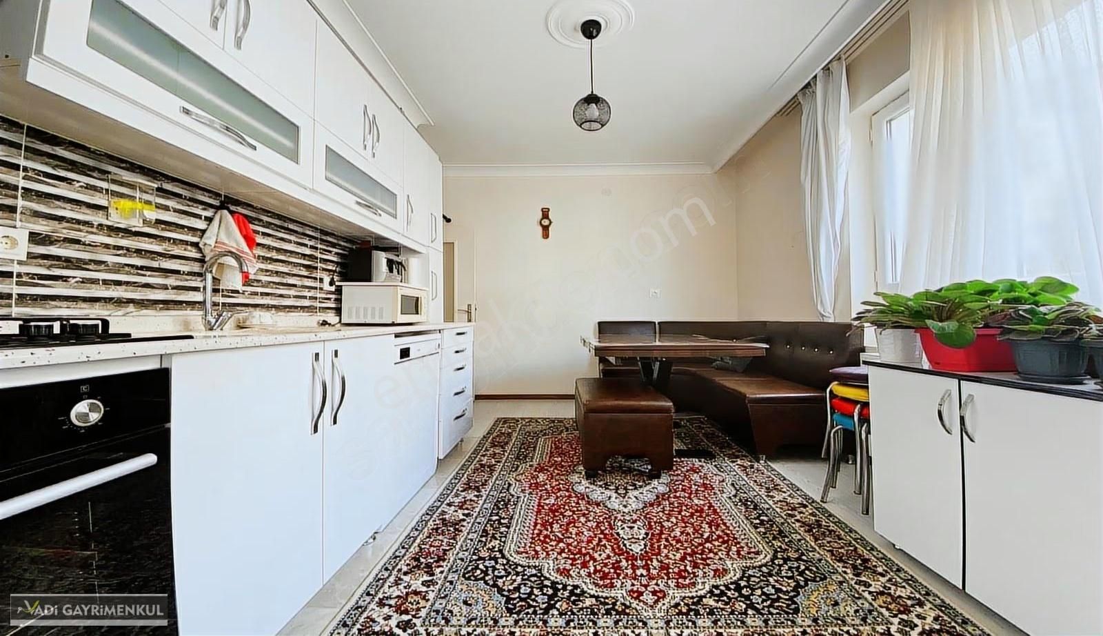 Vadi'den Karakaya'da Yeni Bina Masrasız İskanlı Kök Tapu 4+1! - Görsel 24