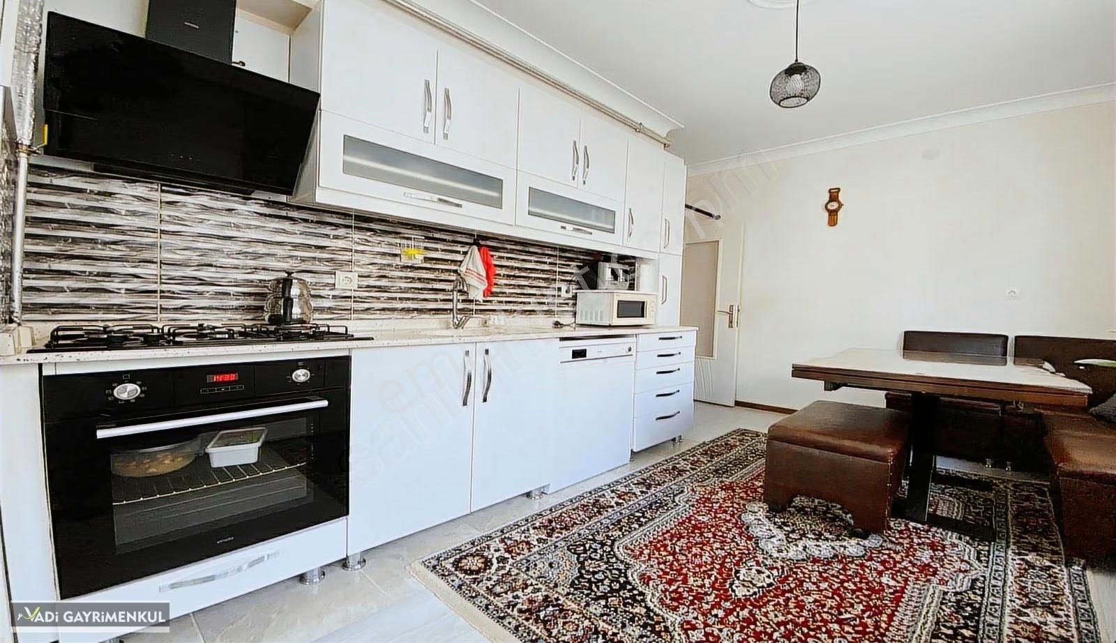 Vadi'den Karakaya'da Yeni Bina Masrasız İskanlı Kök Tapu 4+1! - Görsel 31
