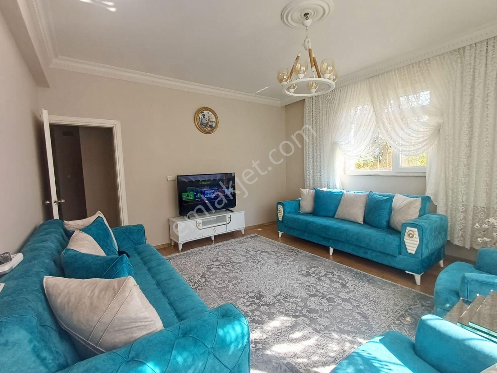 Mertcan Dan Adnan Kahveci Metroya Yürüme Balkonlu 2+1 Bahçe Katı - Görsel 4