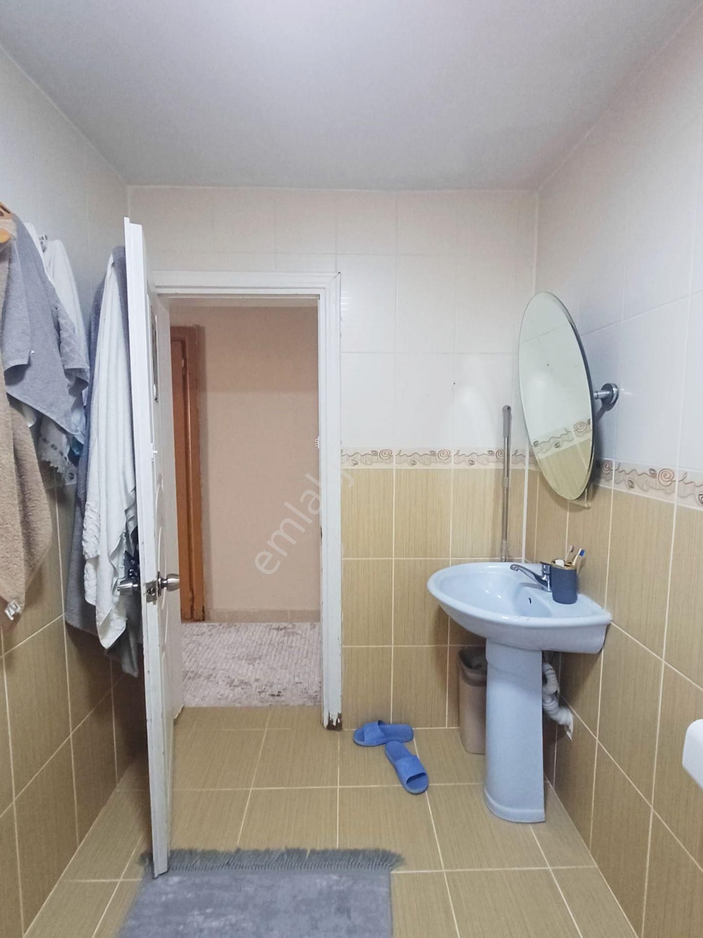 Mertcan Dan Adnan Kahveci Metroya Yürüme Balkonlu 2+1 Bahçe Katı - Görsel 19