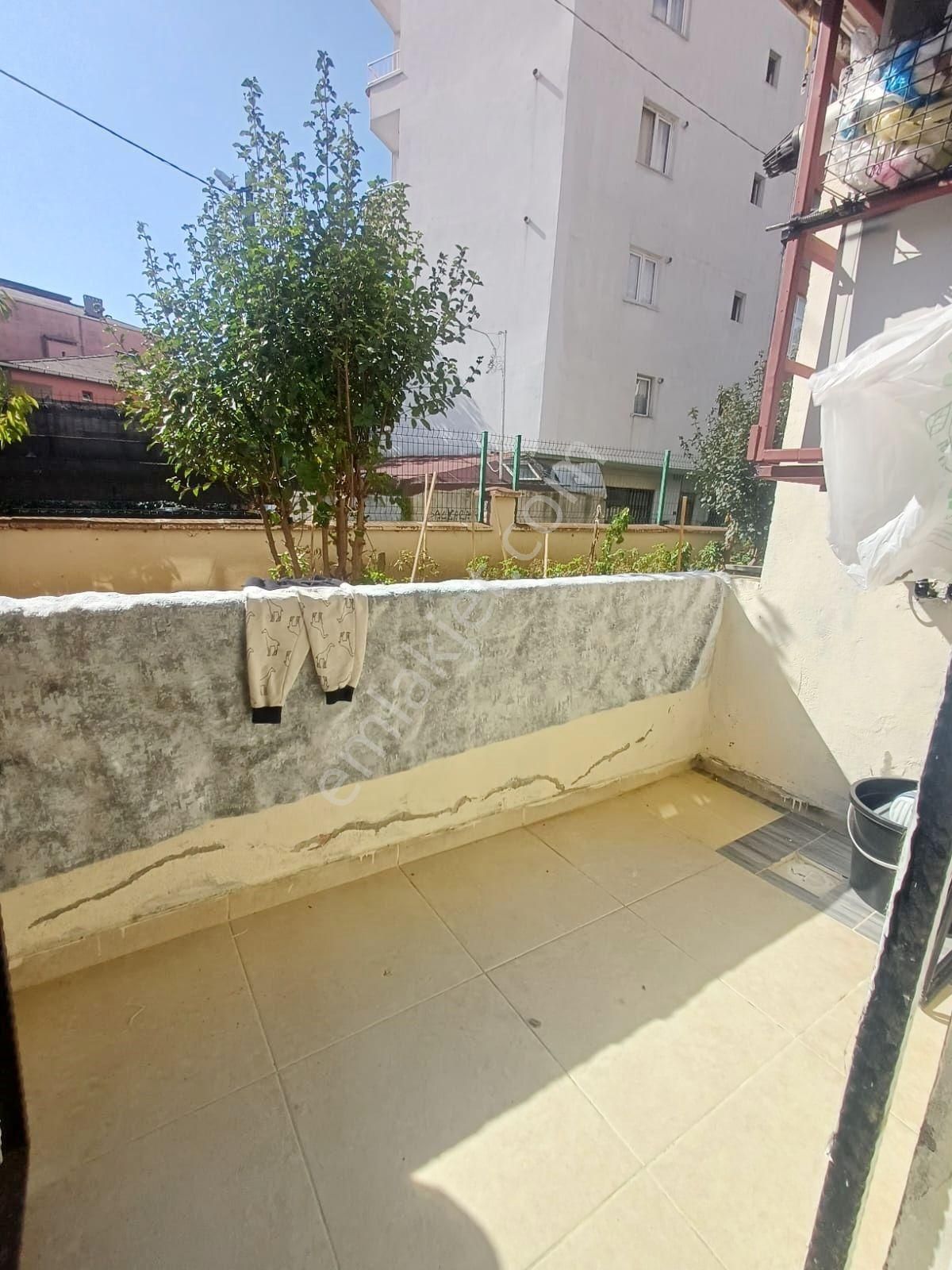 Mertcan Dan Adnan Kahveci Metroya Yürüme Balkonlu 2+1 Bahçe Katı - Görsel 24