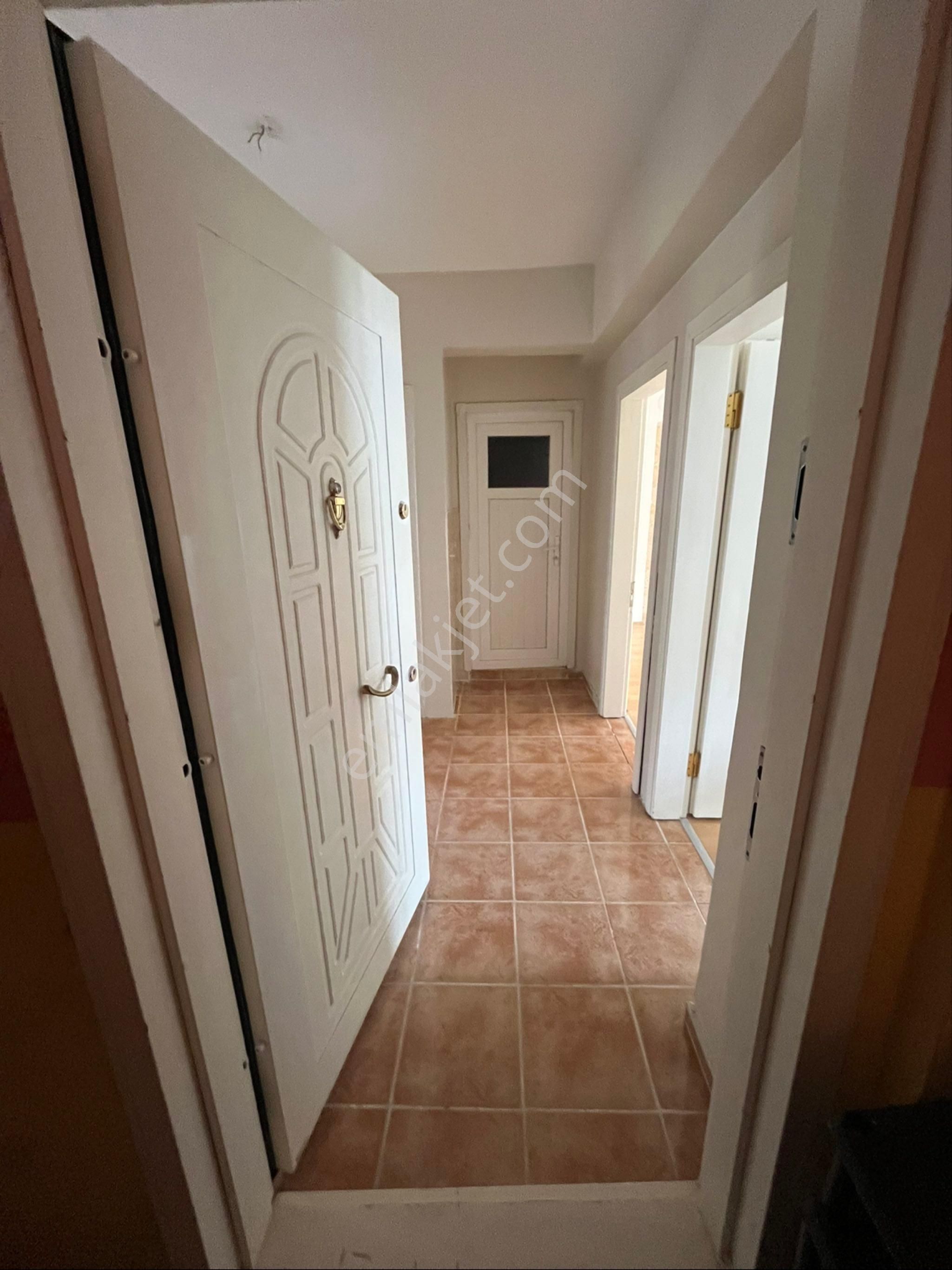 Mutlu Gayrimenkulden Kiralık 3+1