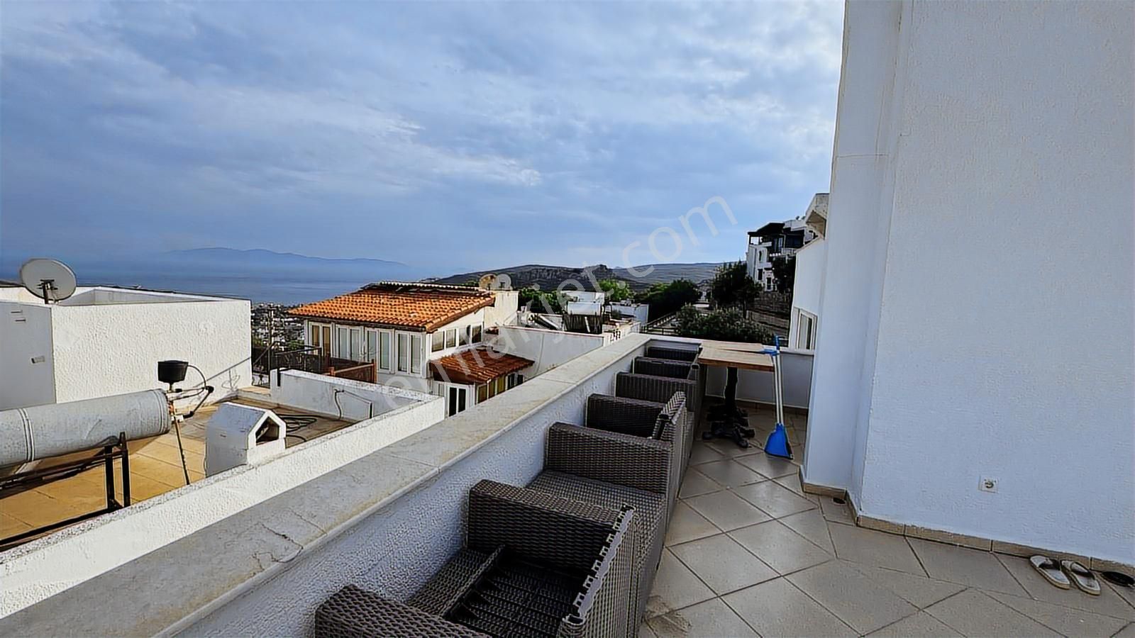 Bodrum Bağla Bankev Sitesinde Tadilatlı Deniz Manzaralı 2+1 Üst - Görsel 18