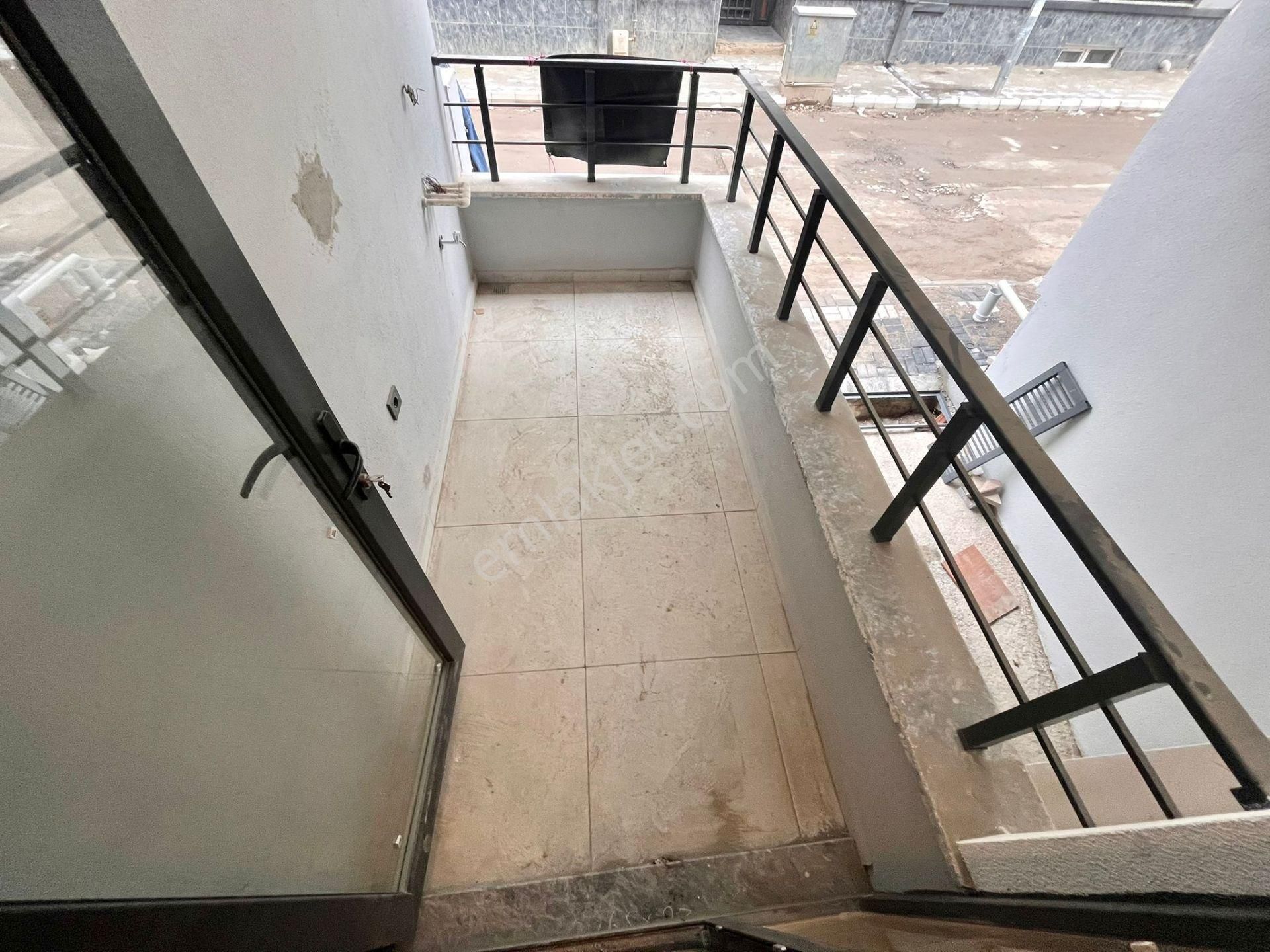 Yüksel'den Edremit'te Doğalgazlı Ebeveyn Banyolu 2+1 Sıfır Daire - Görsel 19