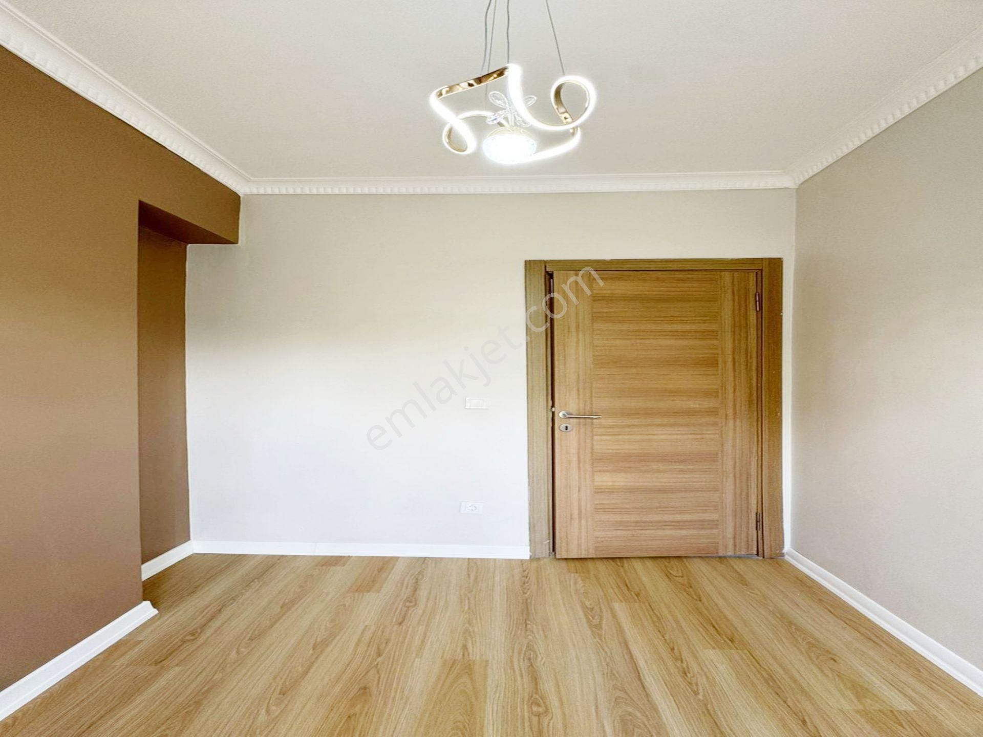 Bahçeşehir Akbatı Avm 2 Dk Yürüme Mesafesi Site İçi 2+1 Daire! - Görsel 9