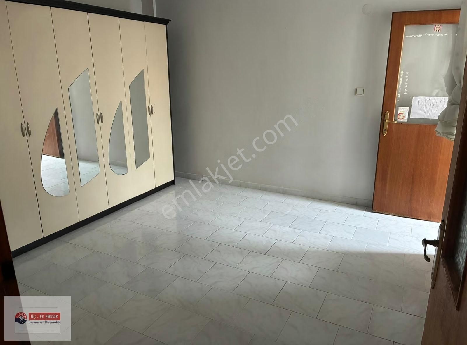 Üçelden Arifiyeliler Sitesinde Kiralık 2+1 100m² Daire - Görsel 3