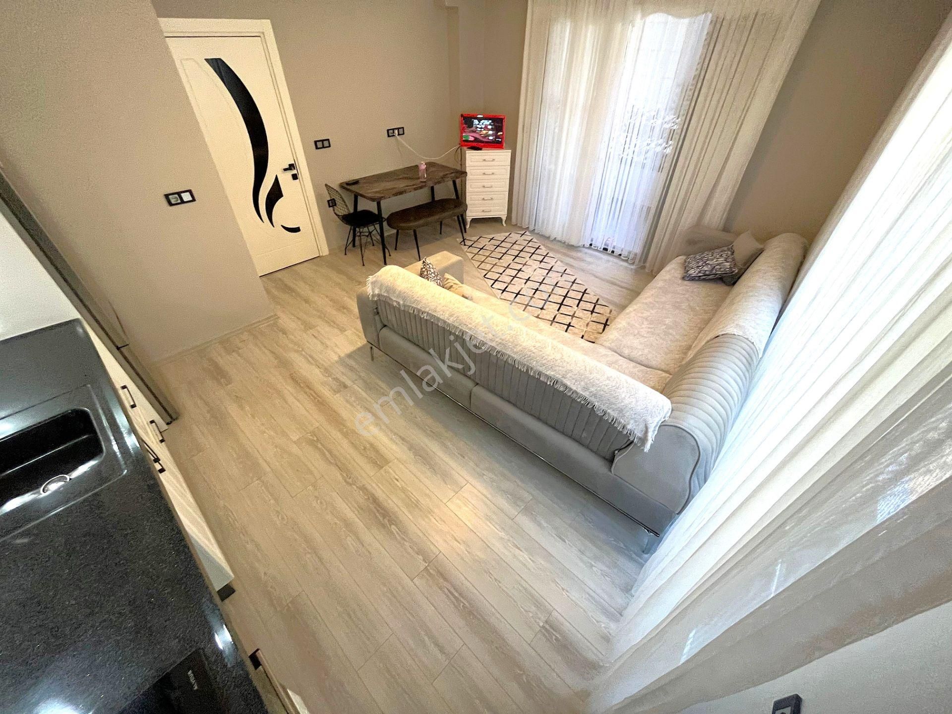 ✨akçay'da Aygül'den Şık Ve Modern Tasarımıyla Dikkat Çekici Geniş Balkonlu Arakat 1+1 Satılık Daire✨ - Görsel 3