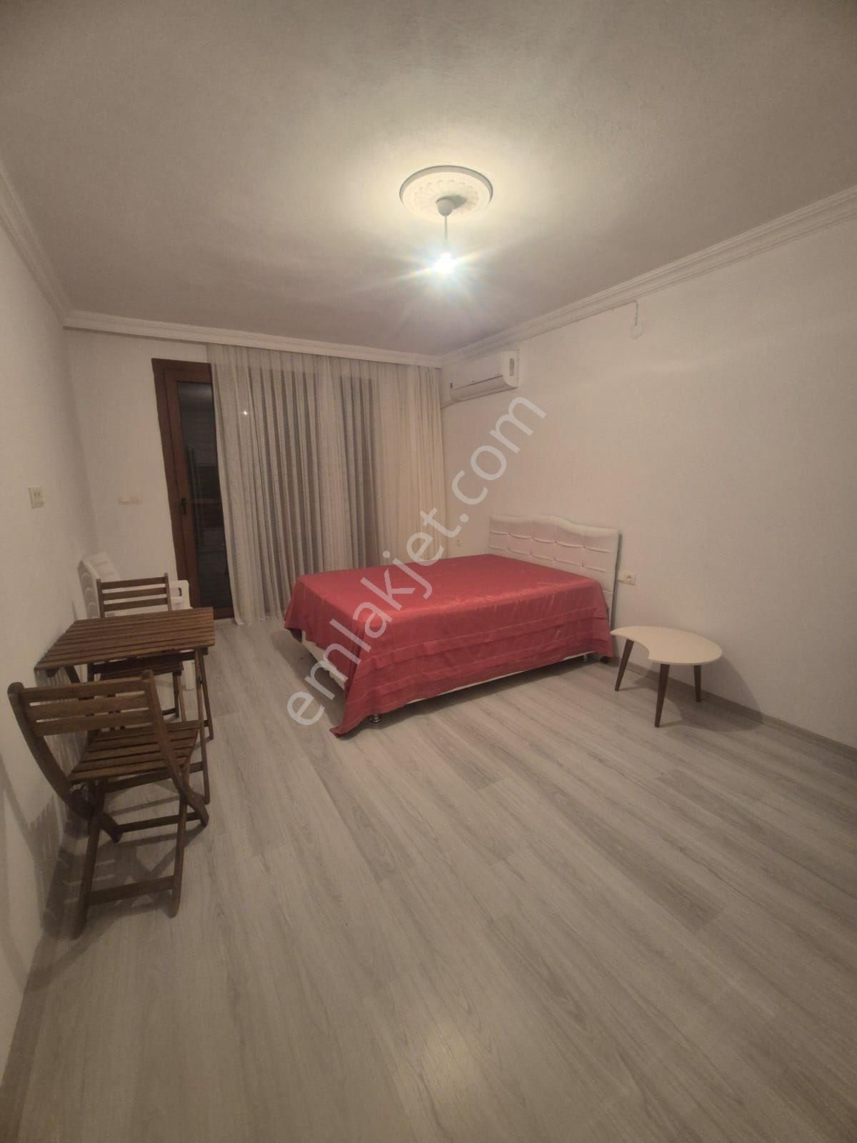 Kuşadası’nda Havuzlu Sitede Bahçeli Satılık Yaz - Görsel 19