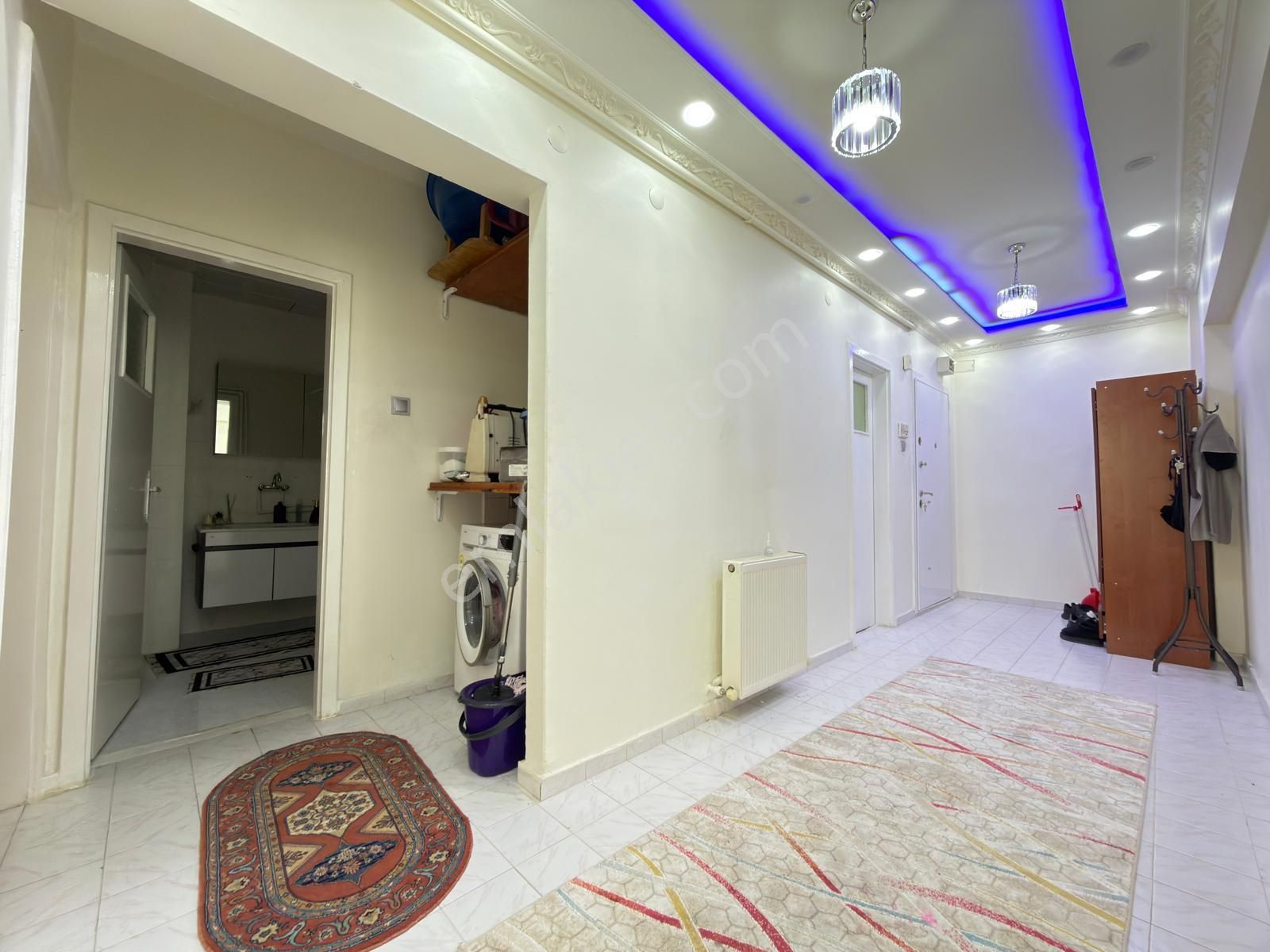 Kariyer'den Etlik'de Cadde Yanı Katta Yapılı 3+1 Fırsat Daire! - Görsel 15