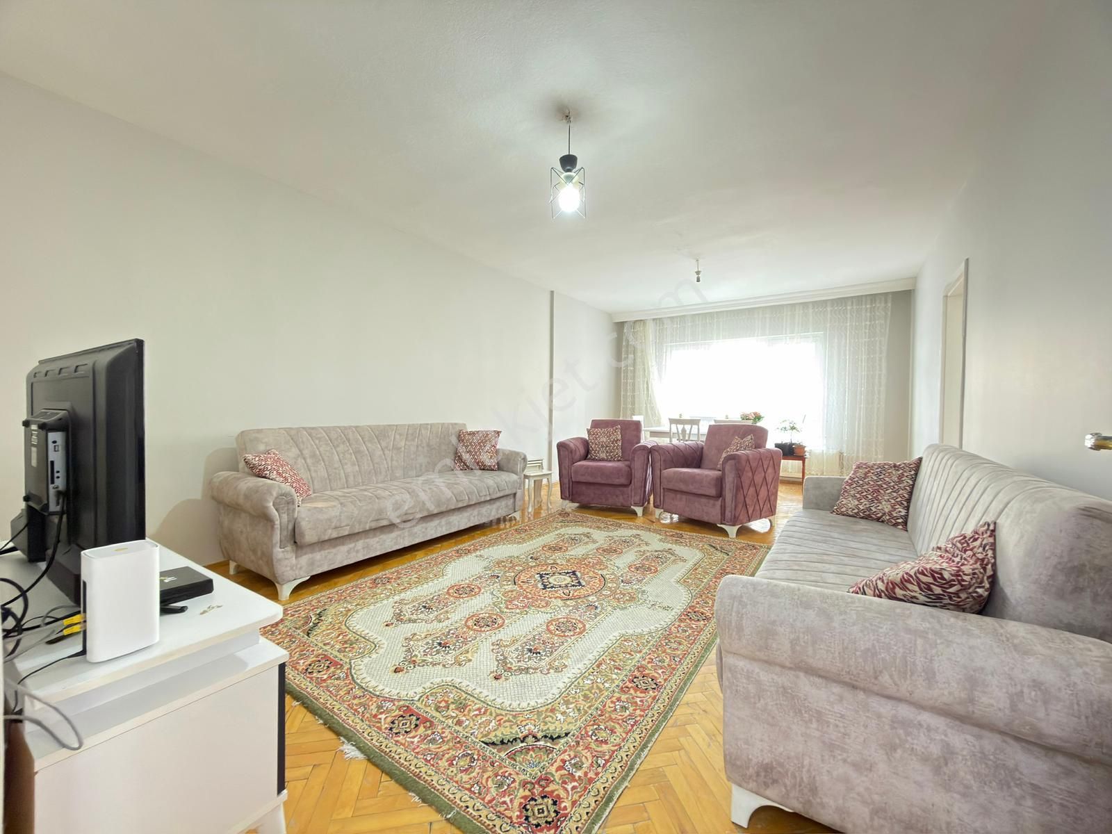 Kariyer'den Etlik'de Cadde Yanı Katta Yapılı 3+1 Fırsat Daire! - Görsel 6