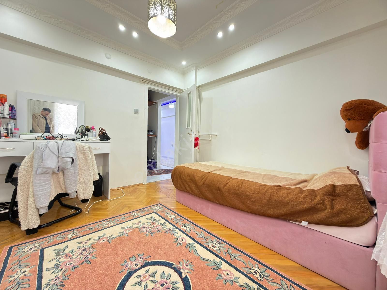 Kariyer'den Etlik'de Cadde Yanı Katta Yapılı 3+1 Fırsat Daire! - Görsel 11