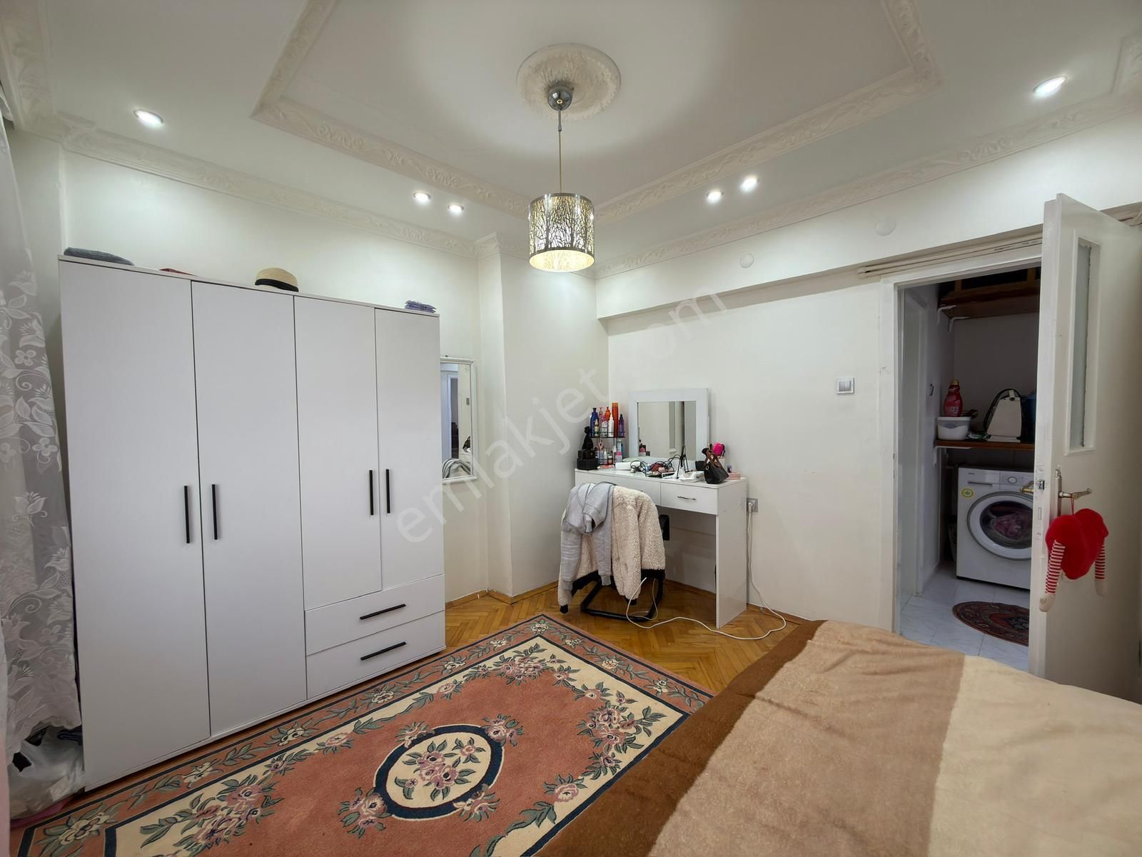 Kariyer'den Etlik'de Cadde Yanı Katta Yapılı 3+1 Fırsat Daire! - Görsel 13