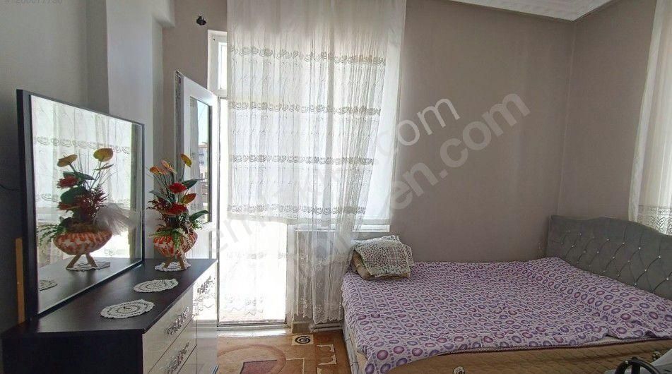 Binevler Mahlesinde Bakımlı Temiz 2+1 Daire - Görsel 16