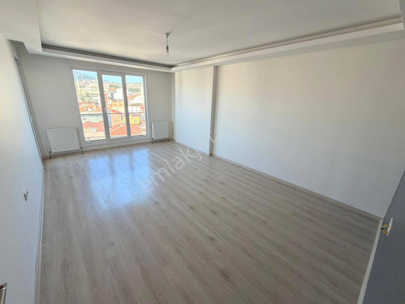Mertcan'dan Ankara Cad.7dk İskanlı Balkonlu Ara Kat 2+1 - Görsel 3