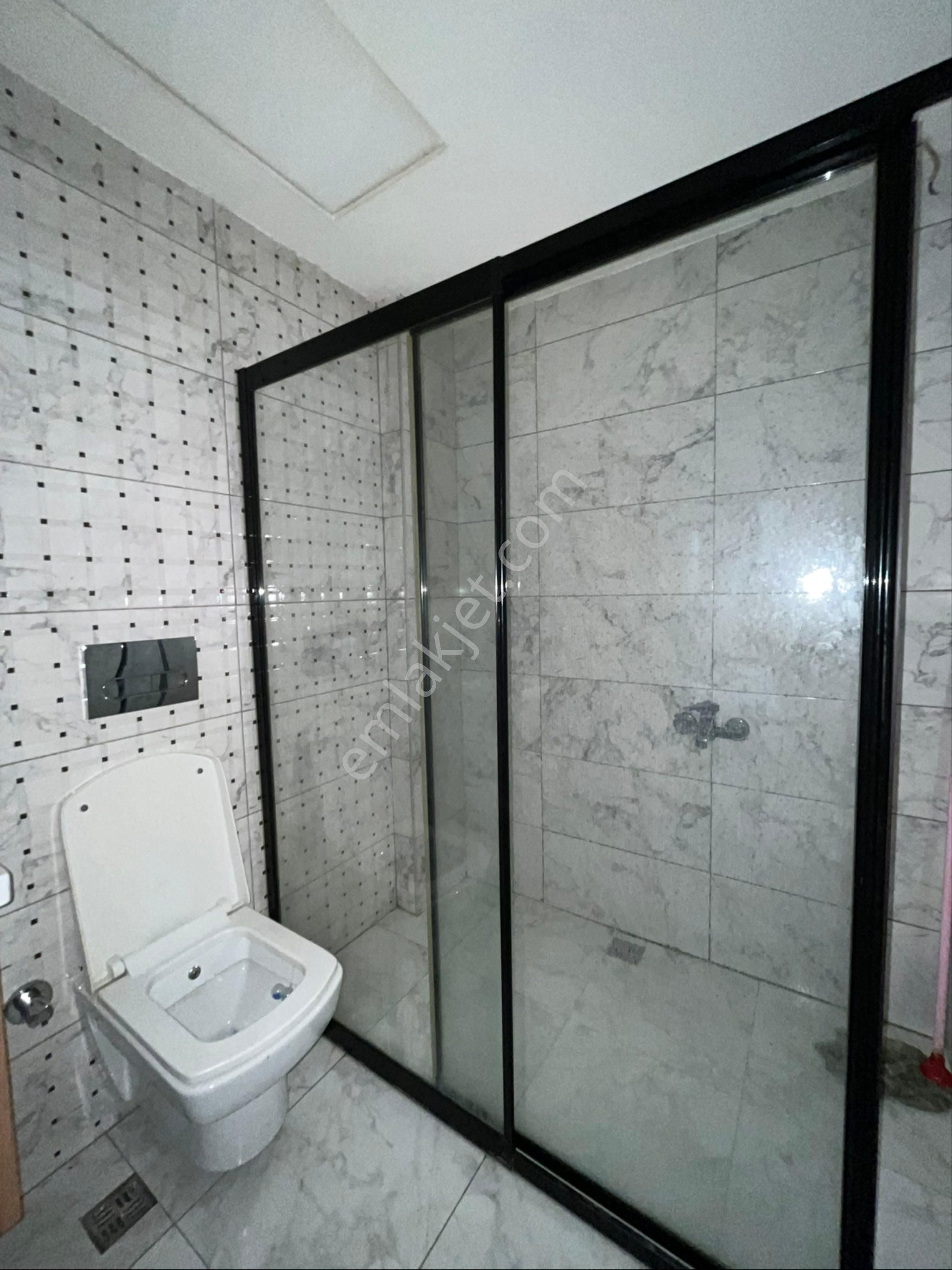 Tuğra Konseptte 1+1 Havuzlu Güvenlikli Kiralık Daire - Görsel 11