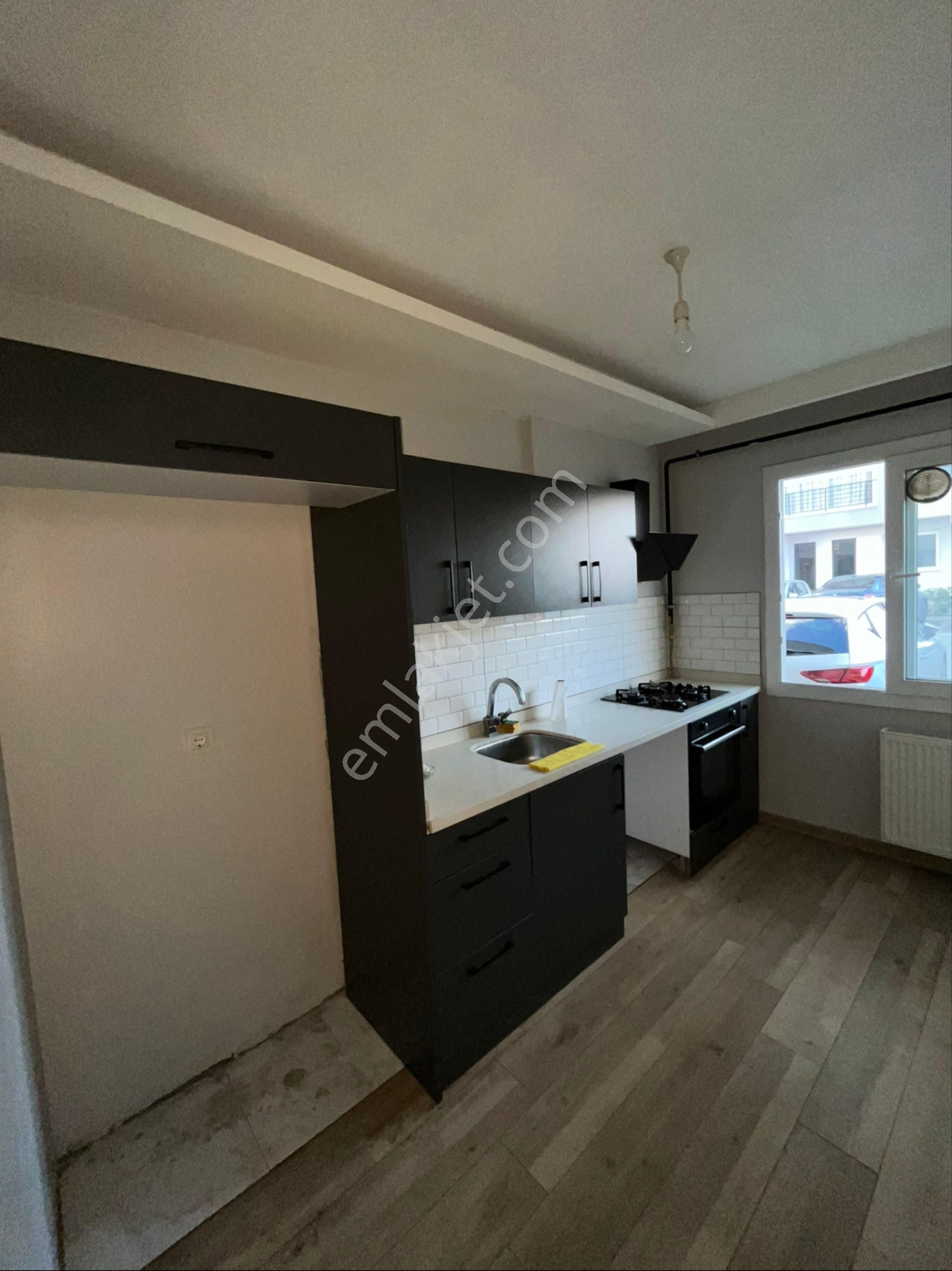 Tuğra Konseptte 1+1 Havuzlu Güvenlikli Kiralık Daire - Görsel 7