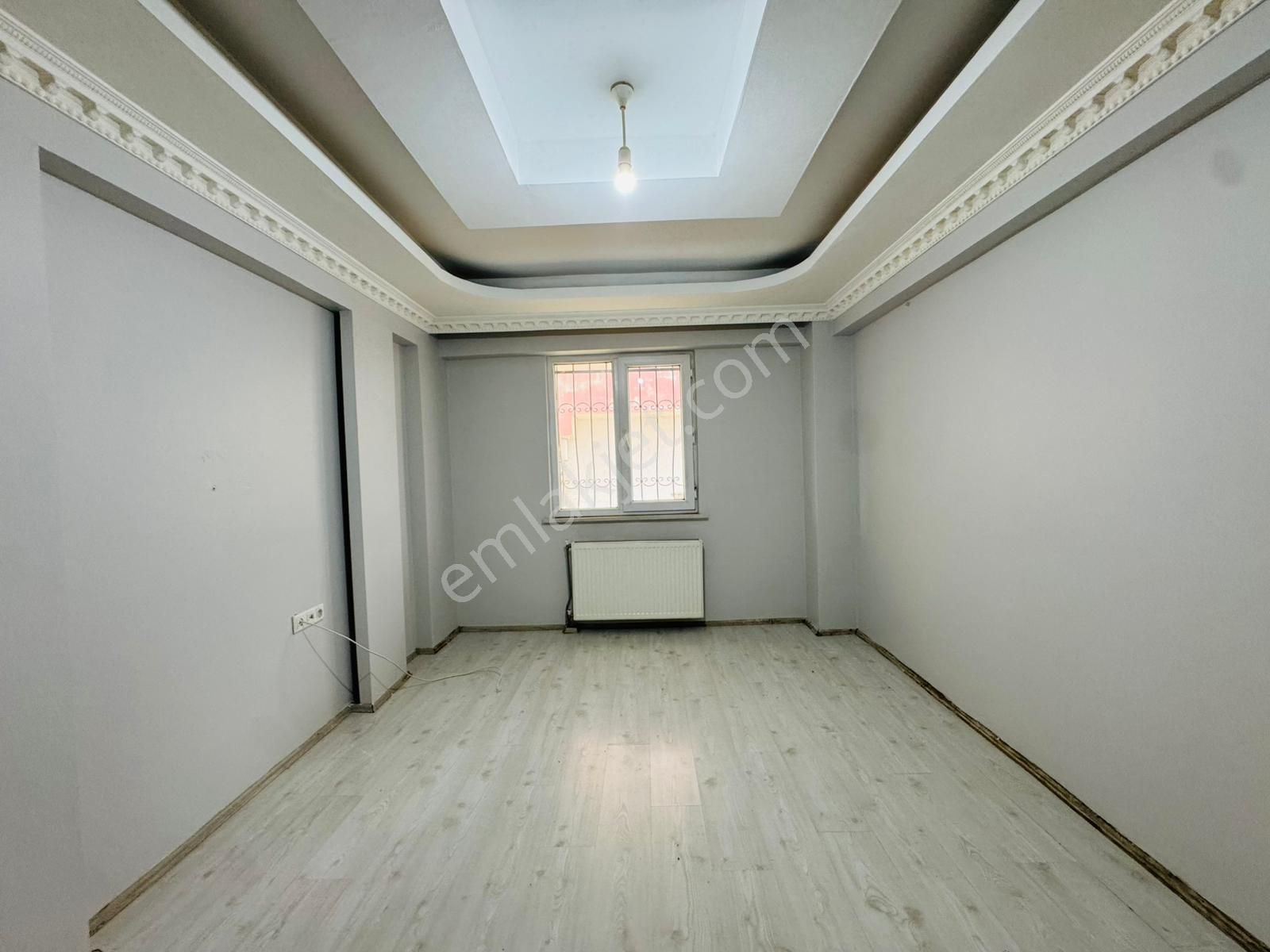 Merpa İnşt'tan_hastaneye Yakın_/acil Satılık/iskanlı Kombili/2+1