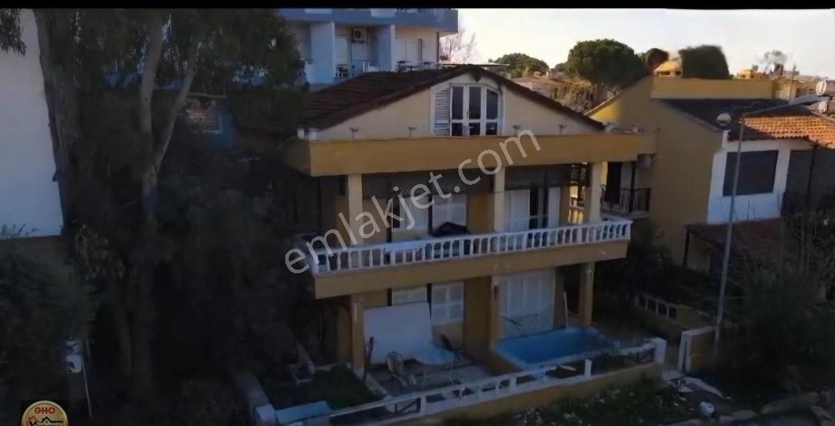 Kuşadası Kadınlar Denizi Mevki Plaja 100 Metre Satılık Villa - Görsel 2