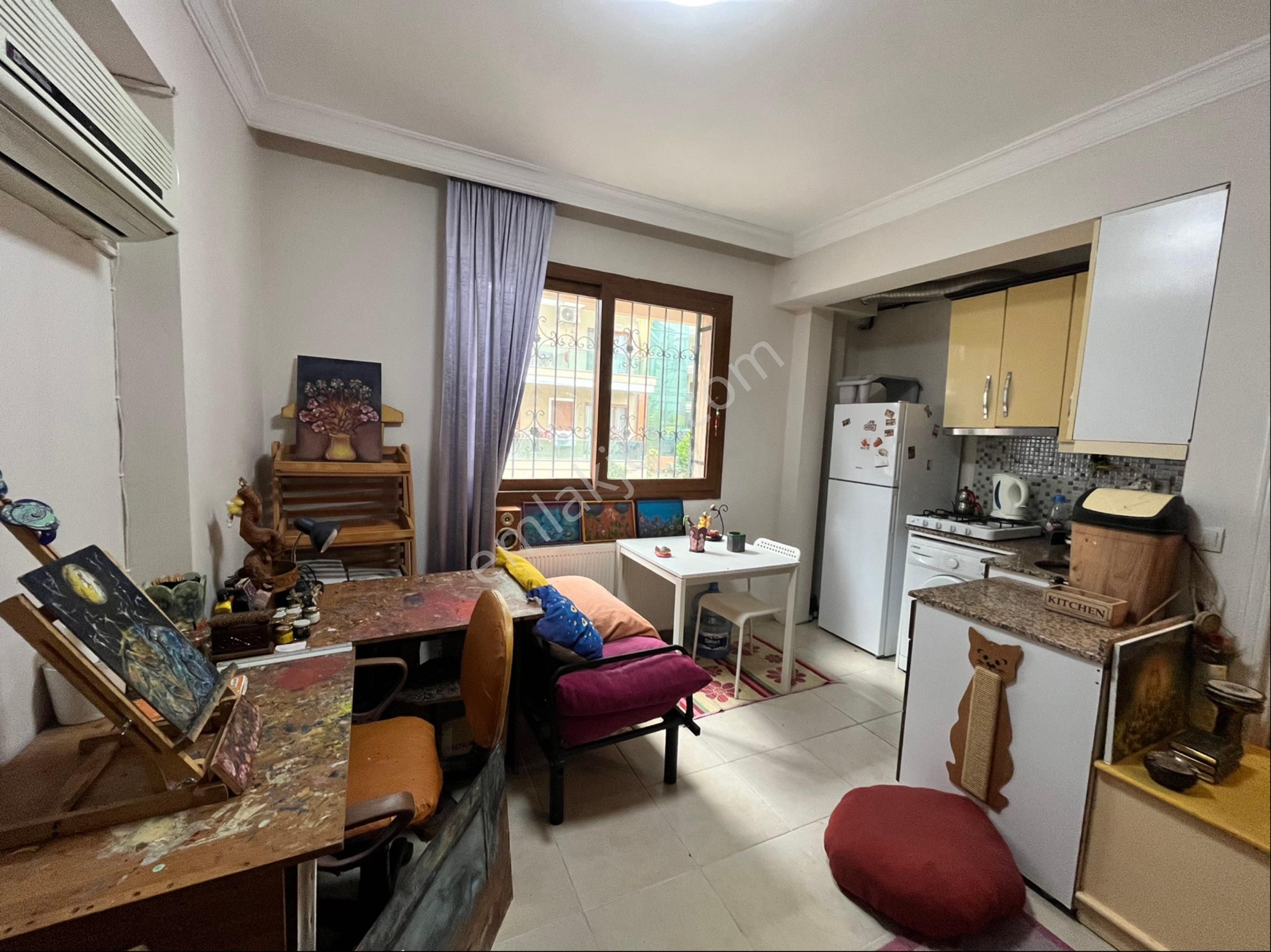 Karşıyaka Nergiz Çarşısına İzbana Yakın Stüdyo Daire - Görsel 12