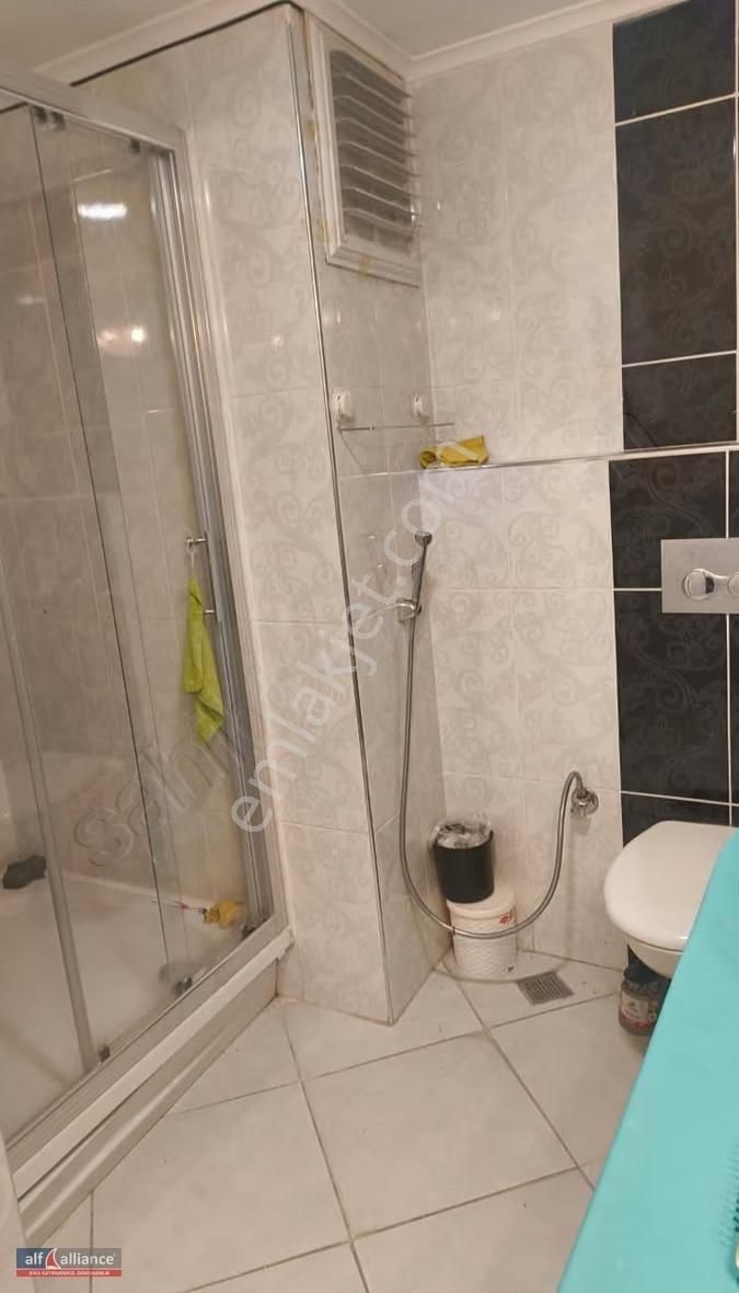 Şafak Sitesinde Metrobüse Yakın Kiralık 1+1 Daire نتحدث العربية - Görsel 4