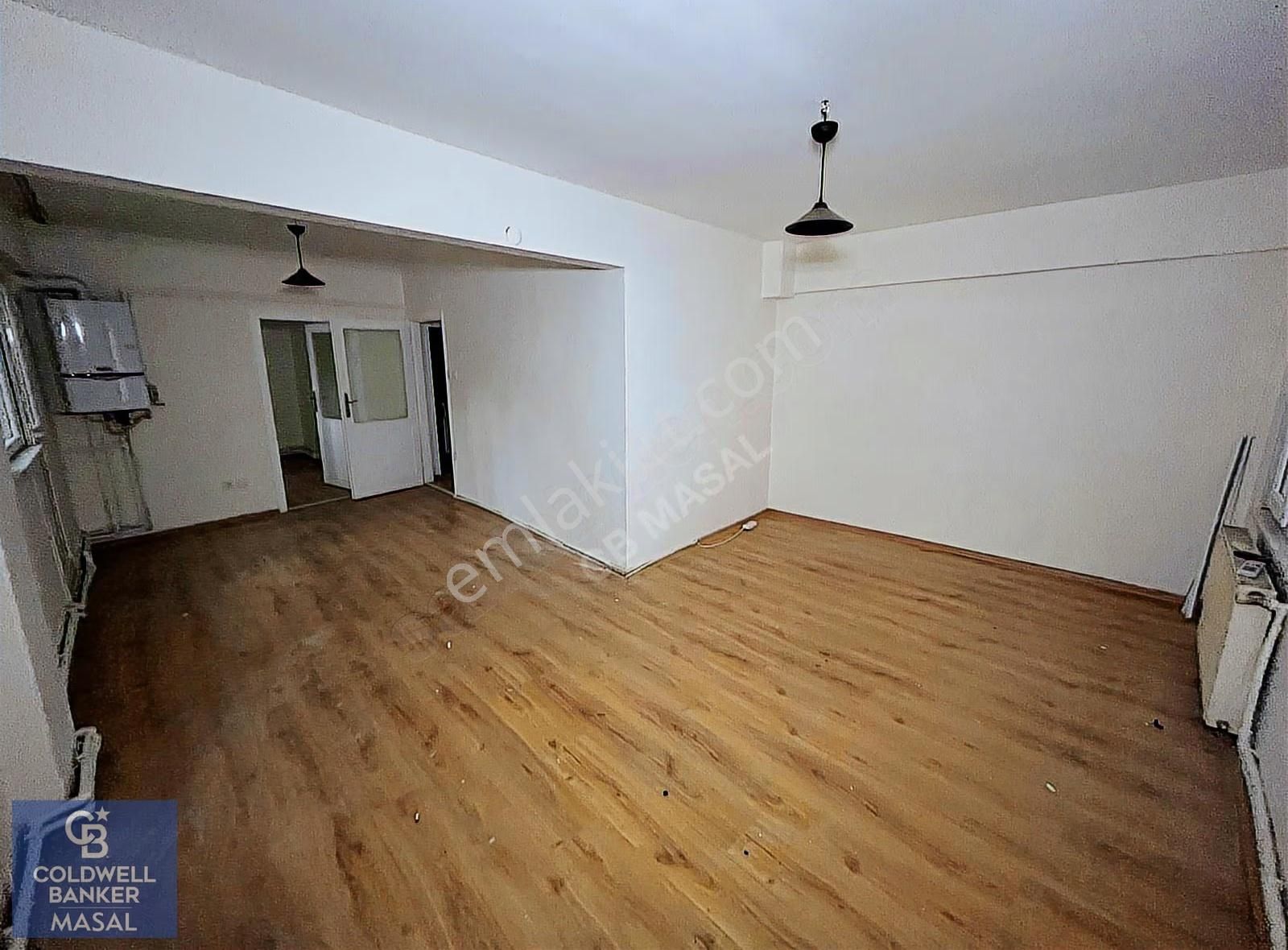 Gümüşsuyu Yenilenmiş 2+1 Kiralık Bahçeli Kullanışlı Daire - Görsel 4