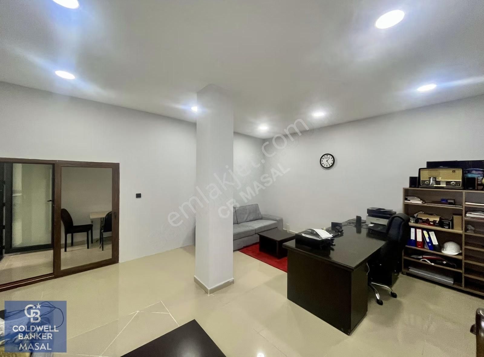 Samandıra Osmangazi Mh Satılık Depolu Yük Asansörlü 350m2 Dükkan - Görsel 3