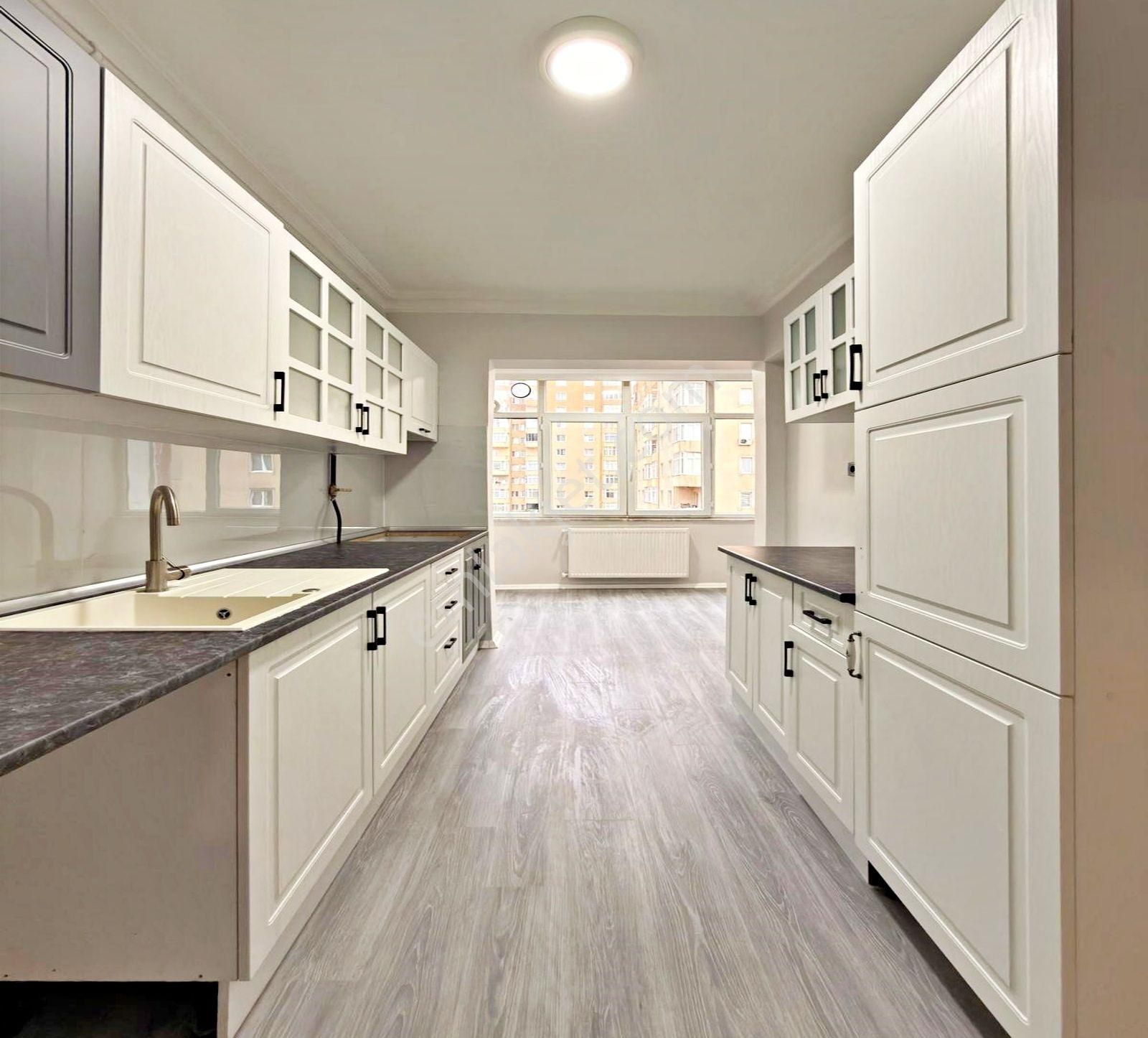 Barış Mahallesinde Kat Mülkiyetli Masrafsız 3+1 Satılık Daire