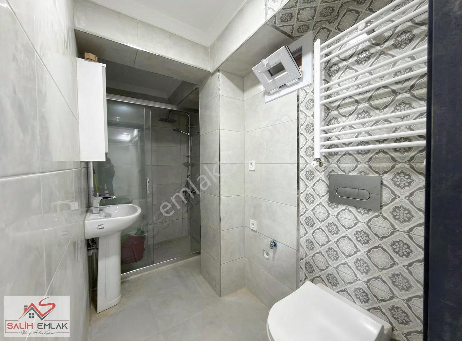 Salih Emlak 'tan Çift Cephe 1+1 Lüks Sıfır Yüksek Giriş Daire - Görsel 5
