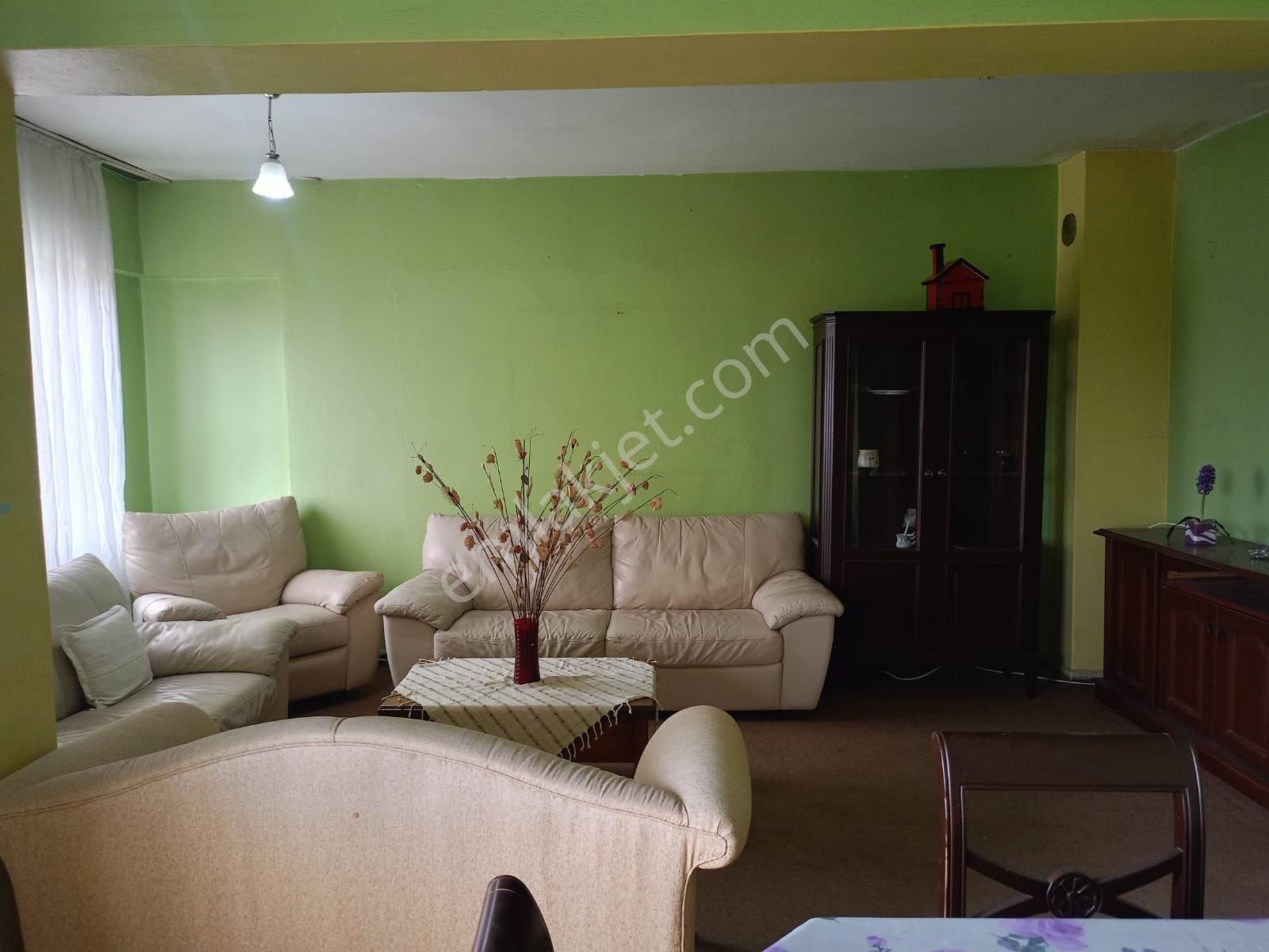 Cumhuriyet Mahallesinde Satılık 2+1 Daire - Görsel 3