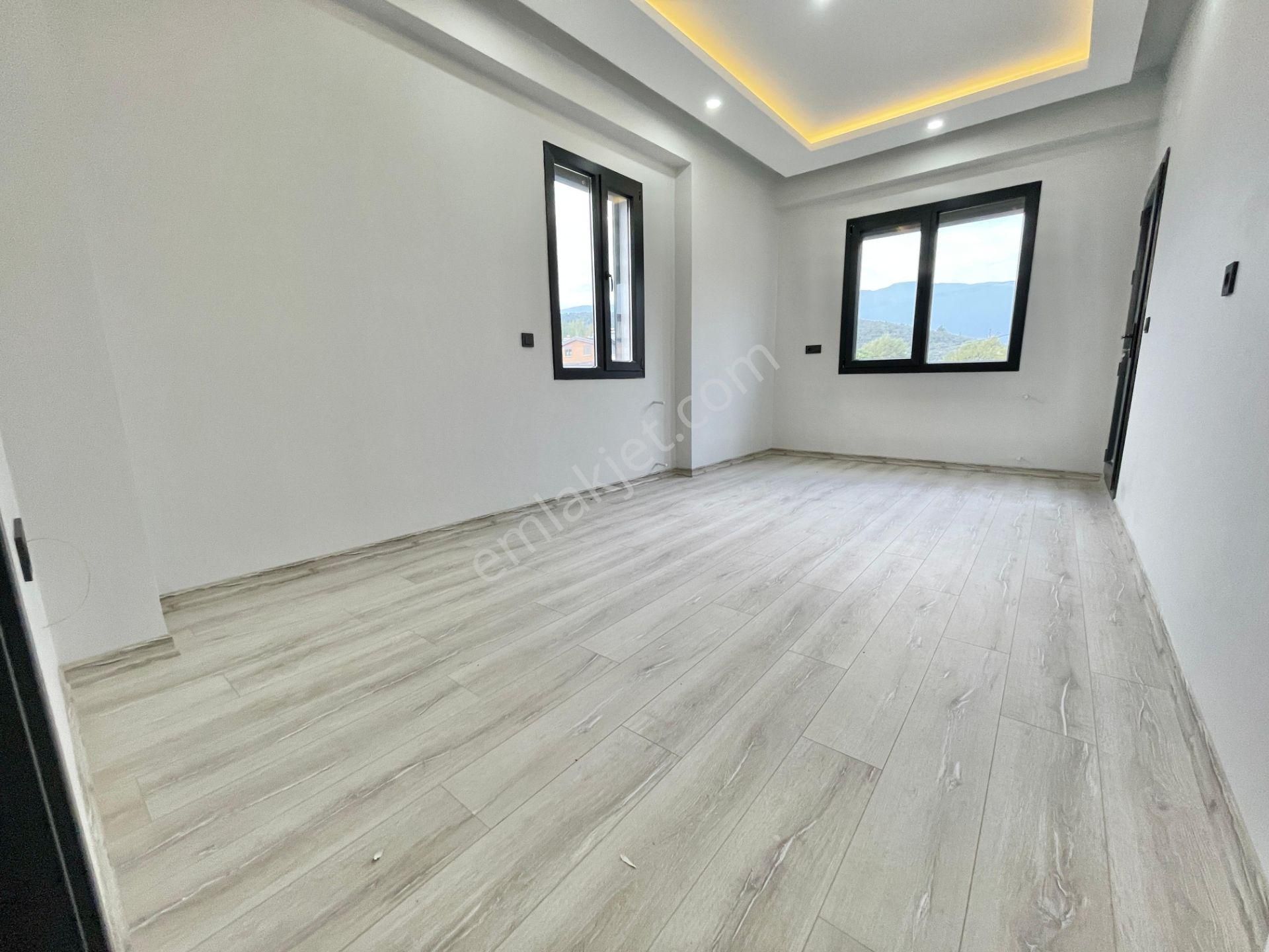 Berkay Demirel'den Akçayda Kazdağları Manzaralı 2+1 Dubleks - Görsel 24