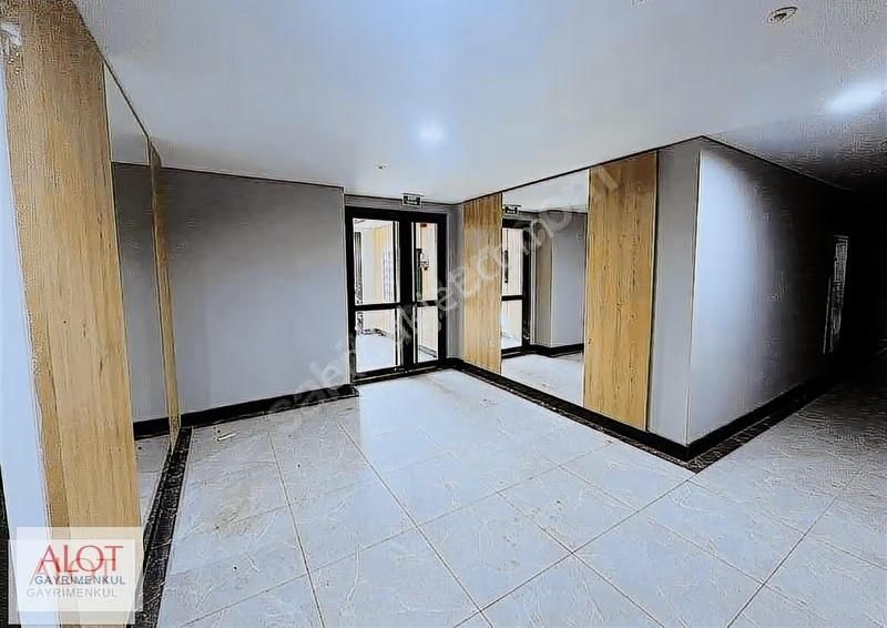 Çamlıca Konutları 2+1 Kiralık Daire - Görsel 16