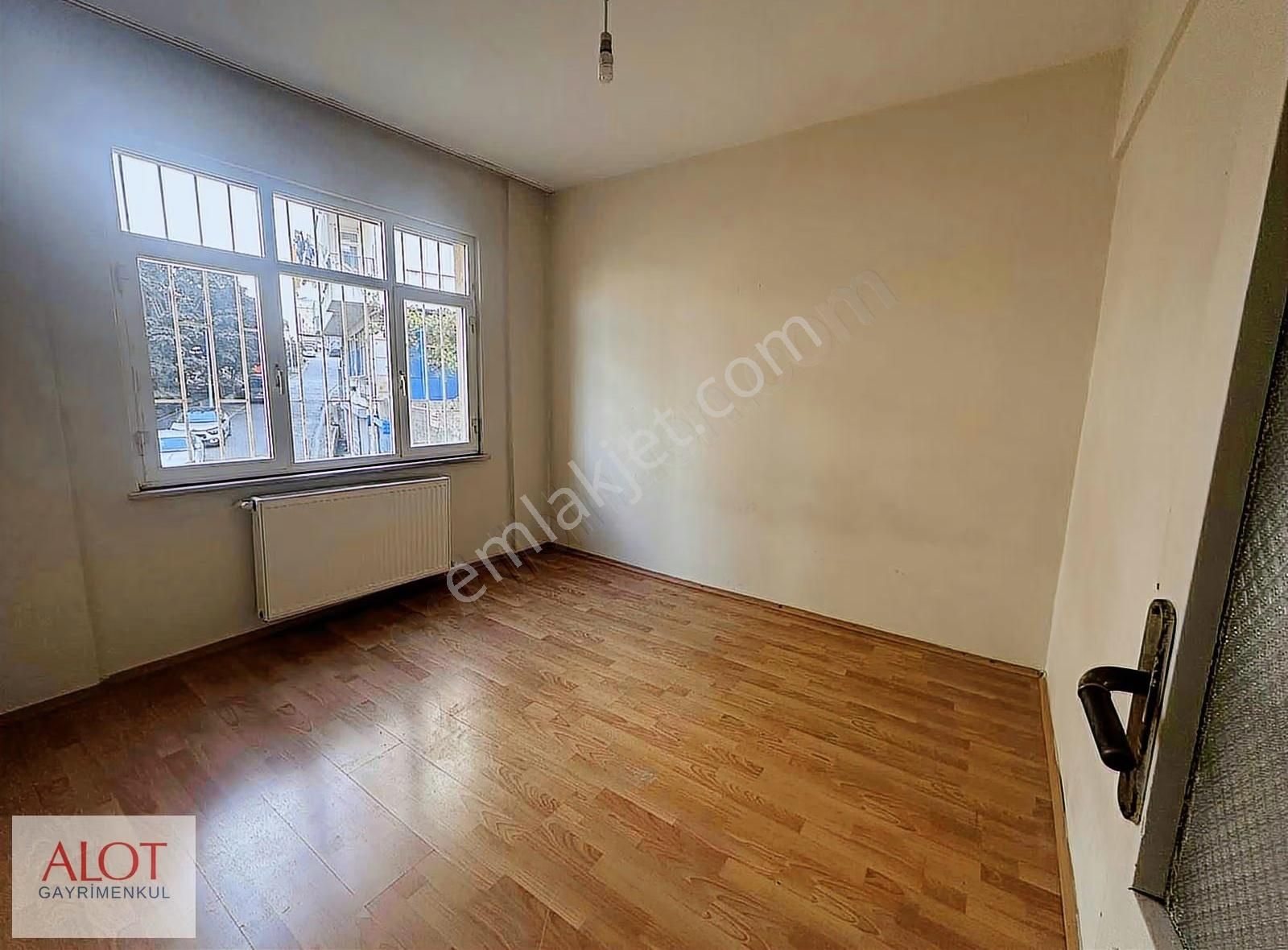 Cadde Üstü 3+1 Kullanışlı Ve Ferah Daire - Görsel 7