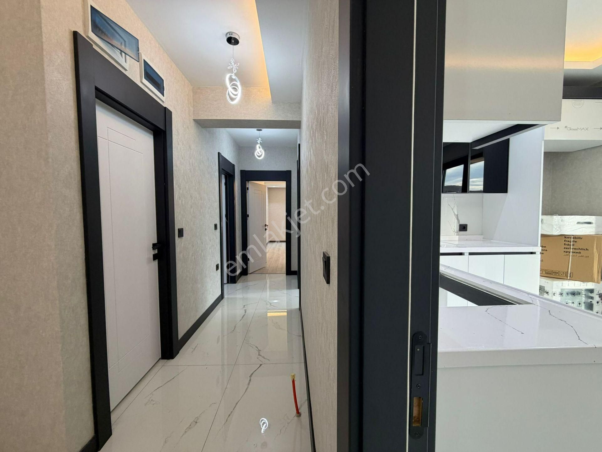 Öz.maşallah'dan Tam Yatırımlık Yüksek Kira Getirili Fırsat Daire - Görsel 20