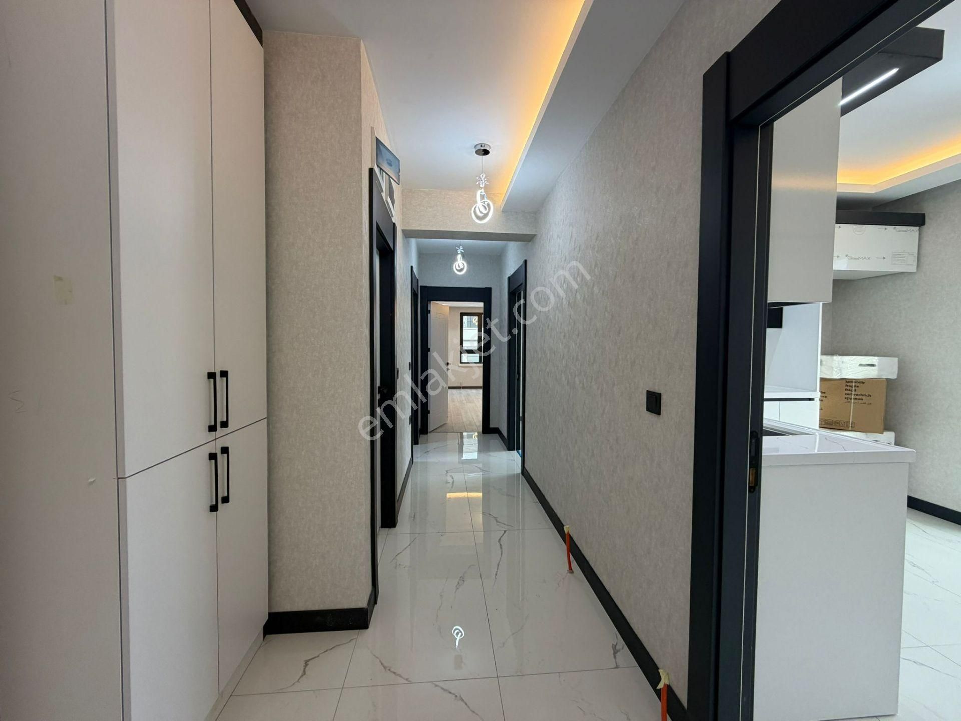 Öz.maşallah'dan Tam Yatırımlık Yüksek Kira Getirili Fırsat Daire - Görsel 12